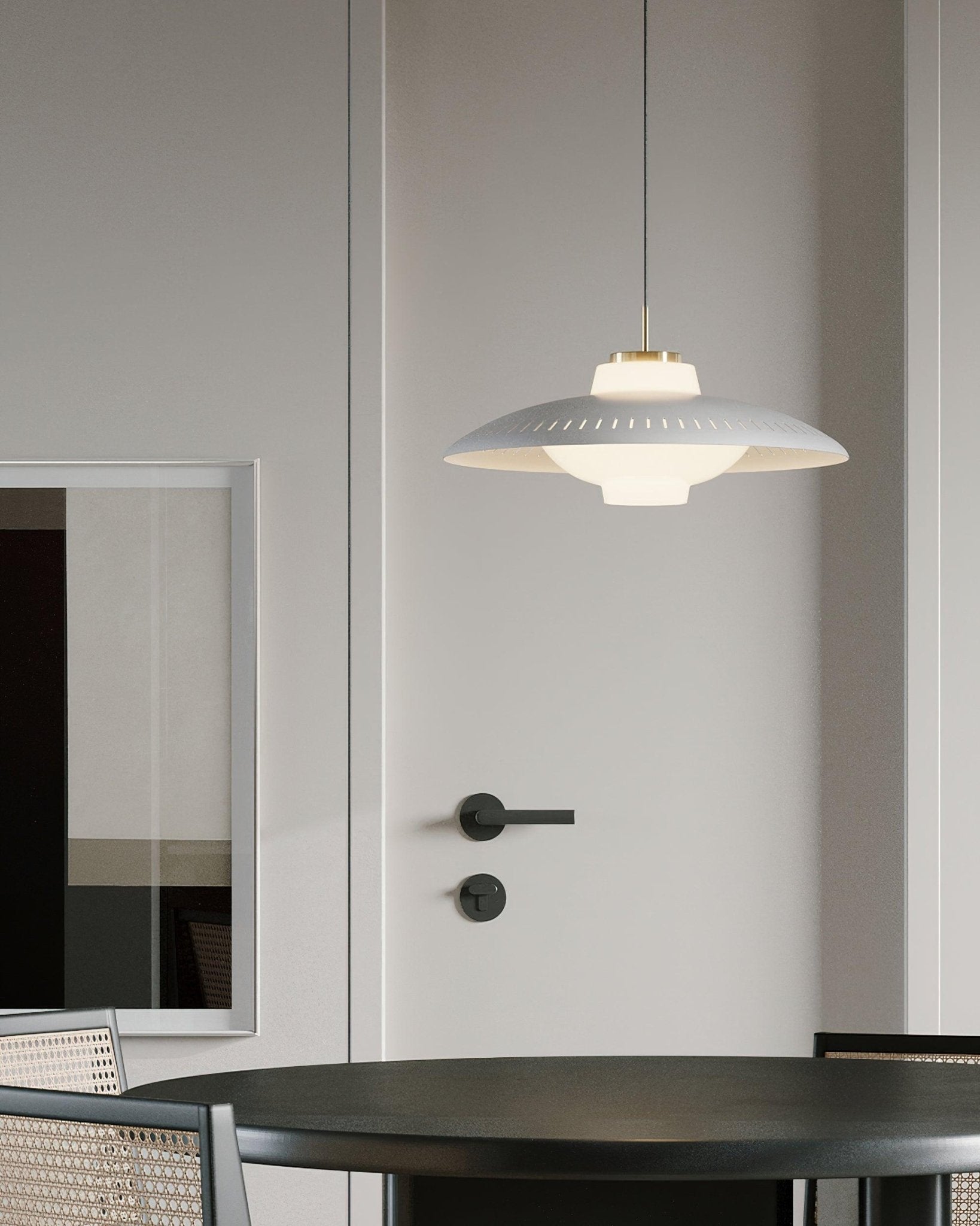 Calyranic Classic Minimalistic Pendant Lamp - Letslighting