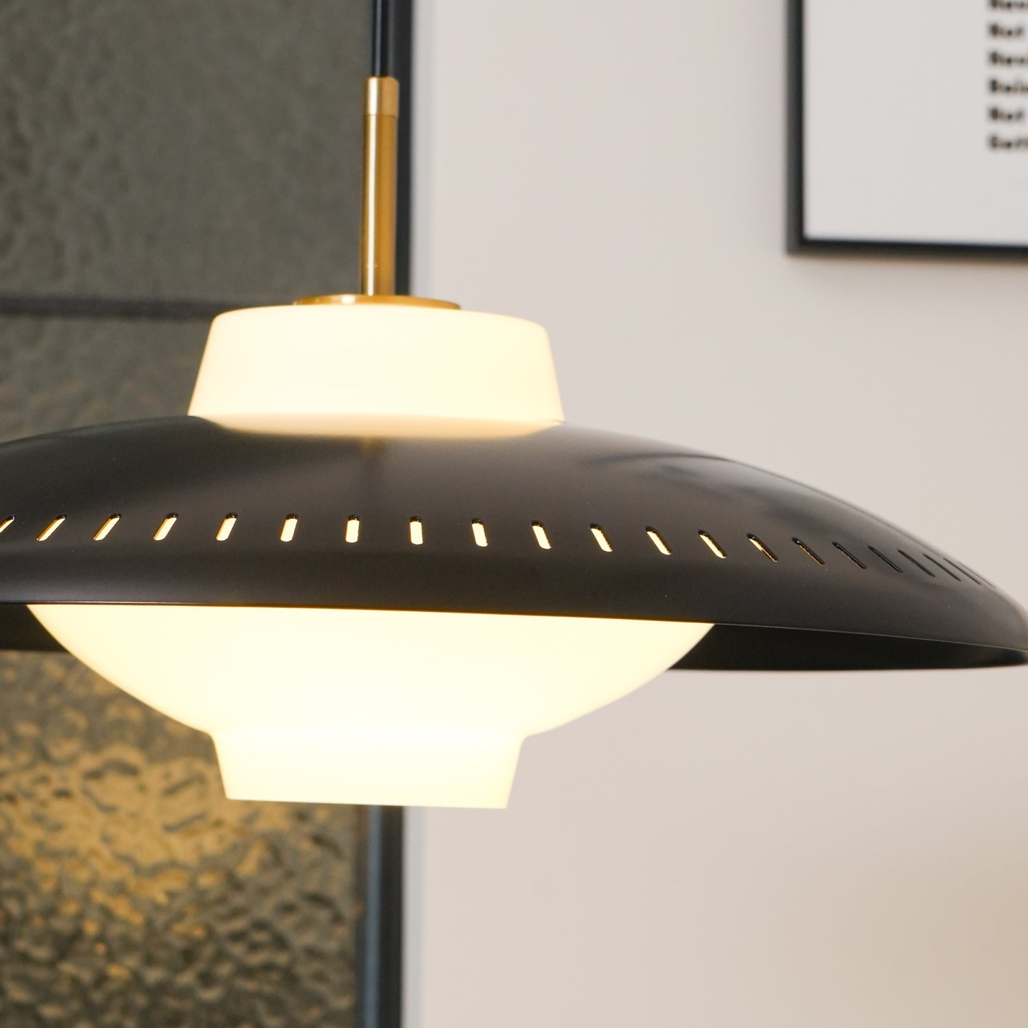 Calyranic Classic Minimalistic Pendant Lamp - Letslighting