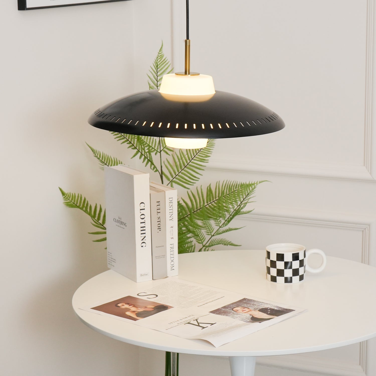 Calyranic Classic Minimalistic Pendant Lamp - Letslighting