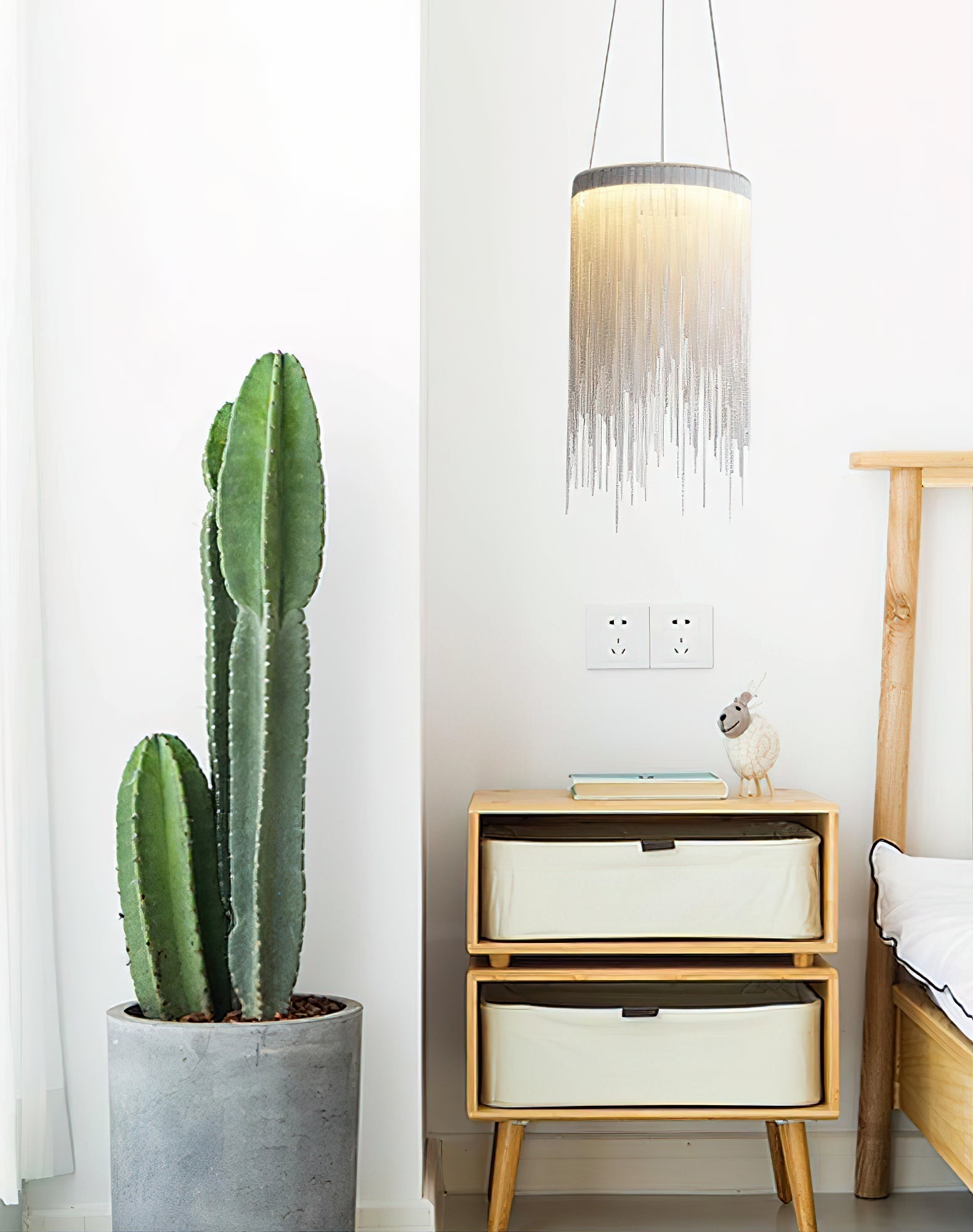 Arsoliel Postmodern Luxury Chain Tassel Pendant Light - Letslighting