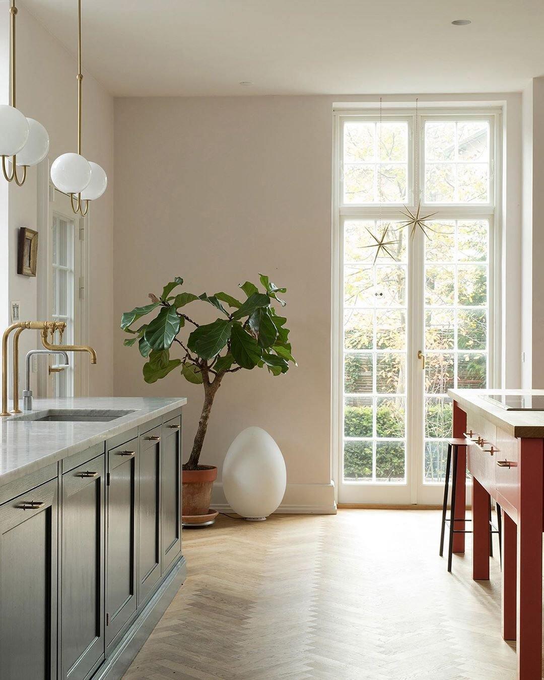 Mirelent Brass & Glass Elegant Pendant Light - Letslighting