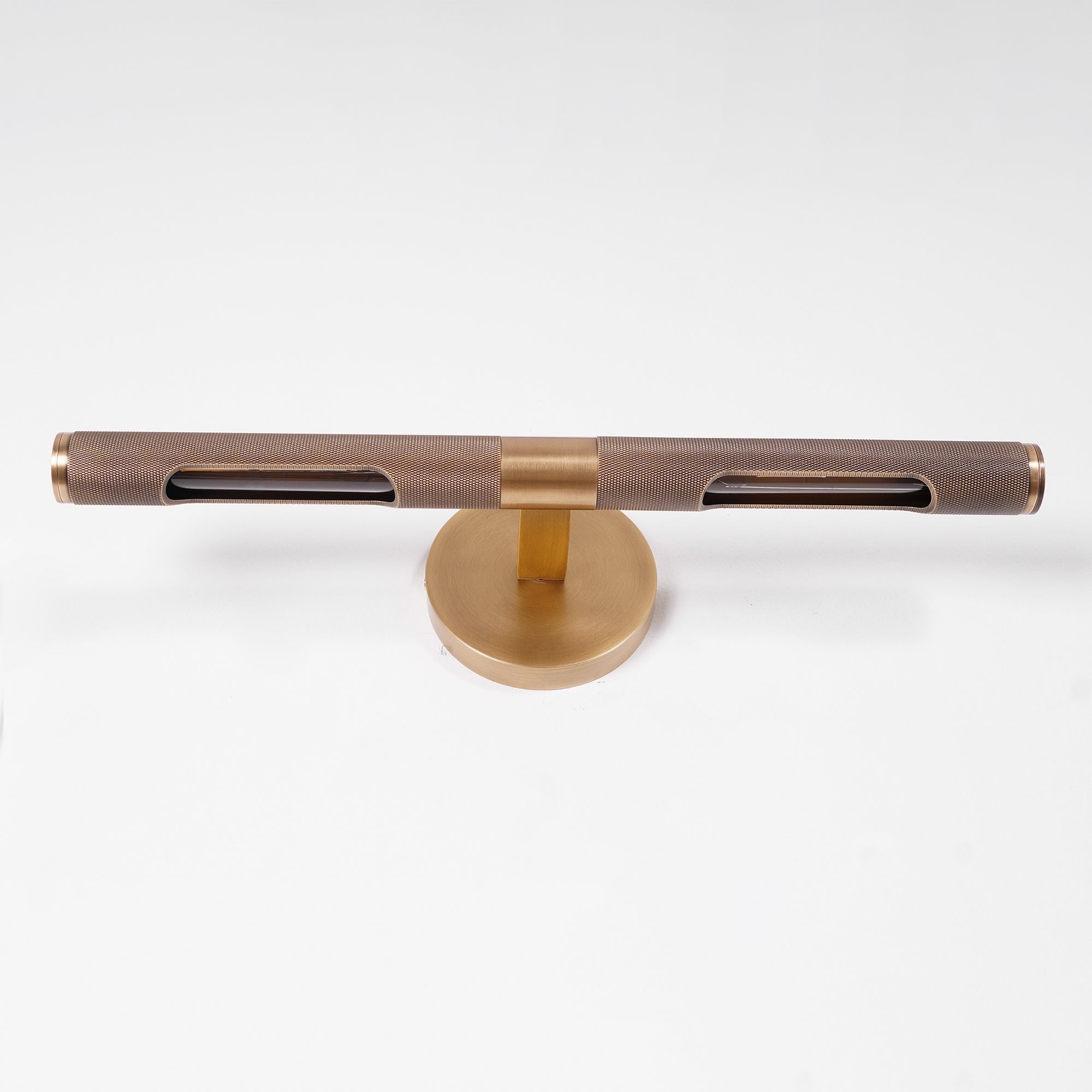 Solvain Modern Brass LED Wall Light - Letslighting