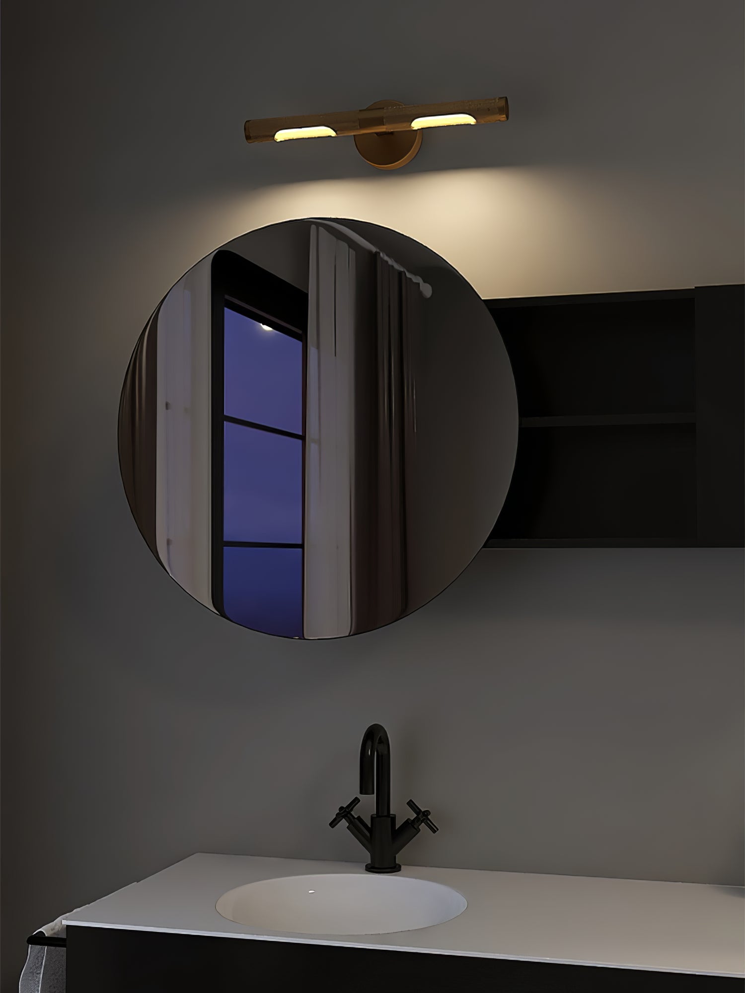 Solvain Modern Brass LED Wall Light - Letslighting