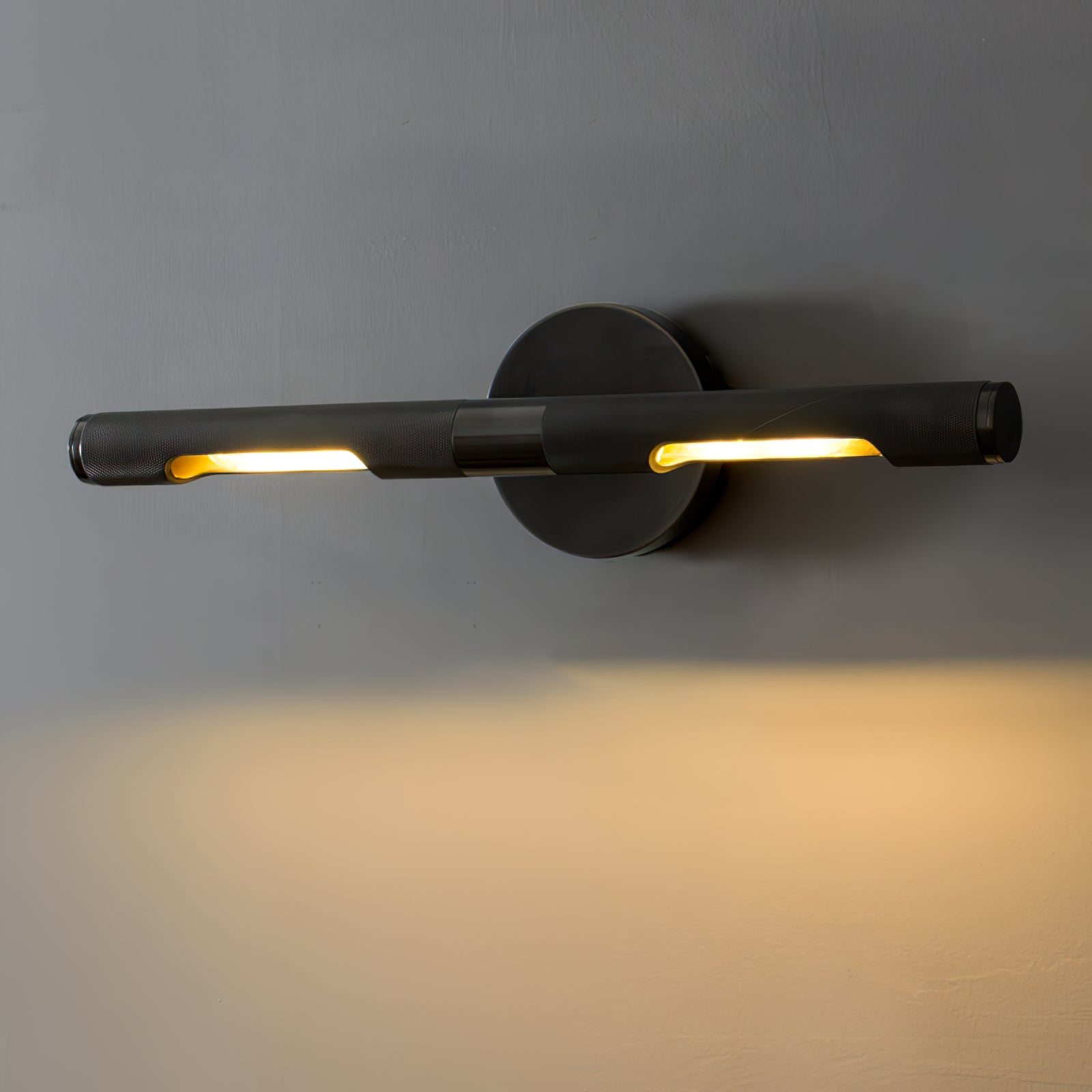 Solvain Modern Brass LED Wall Light - Letslighting