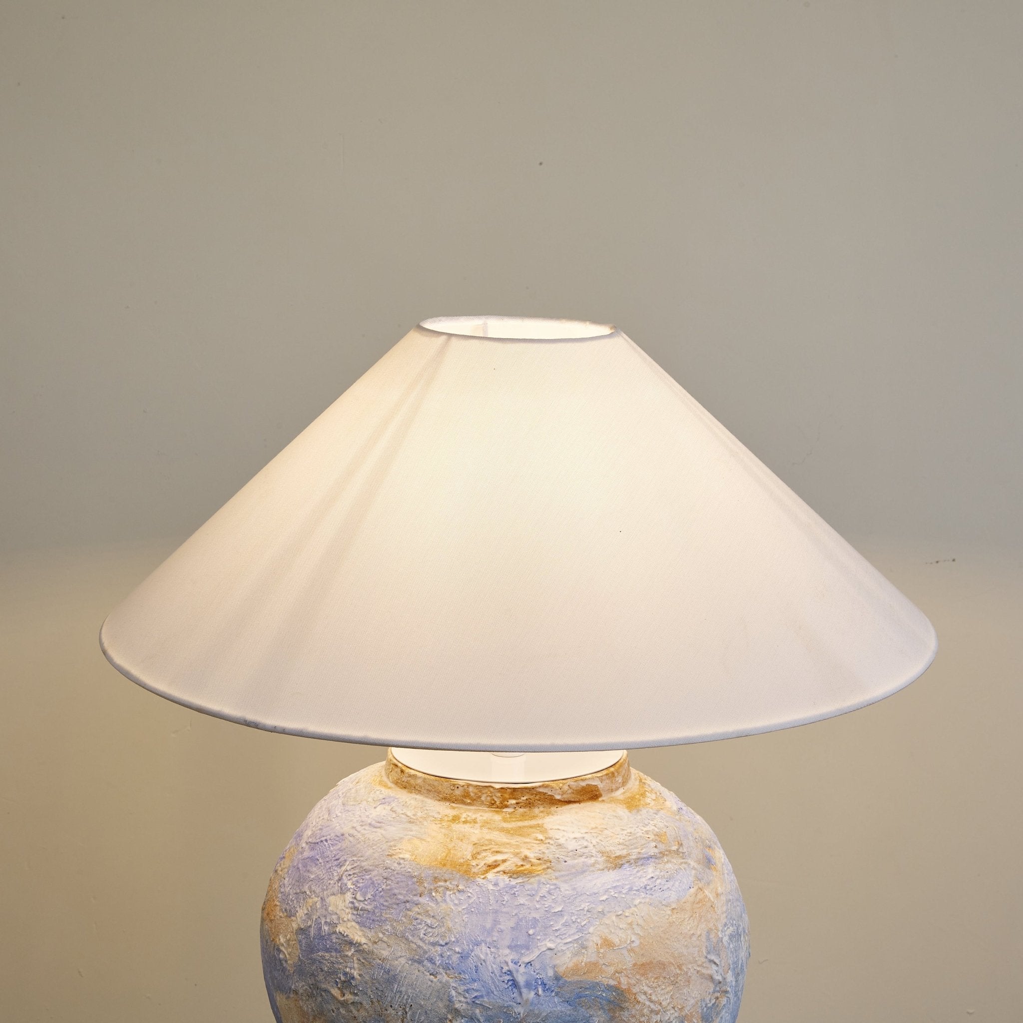 Lydia Modern Table Lamp - Letslighting