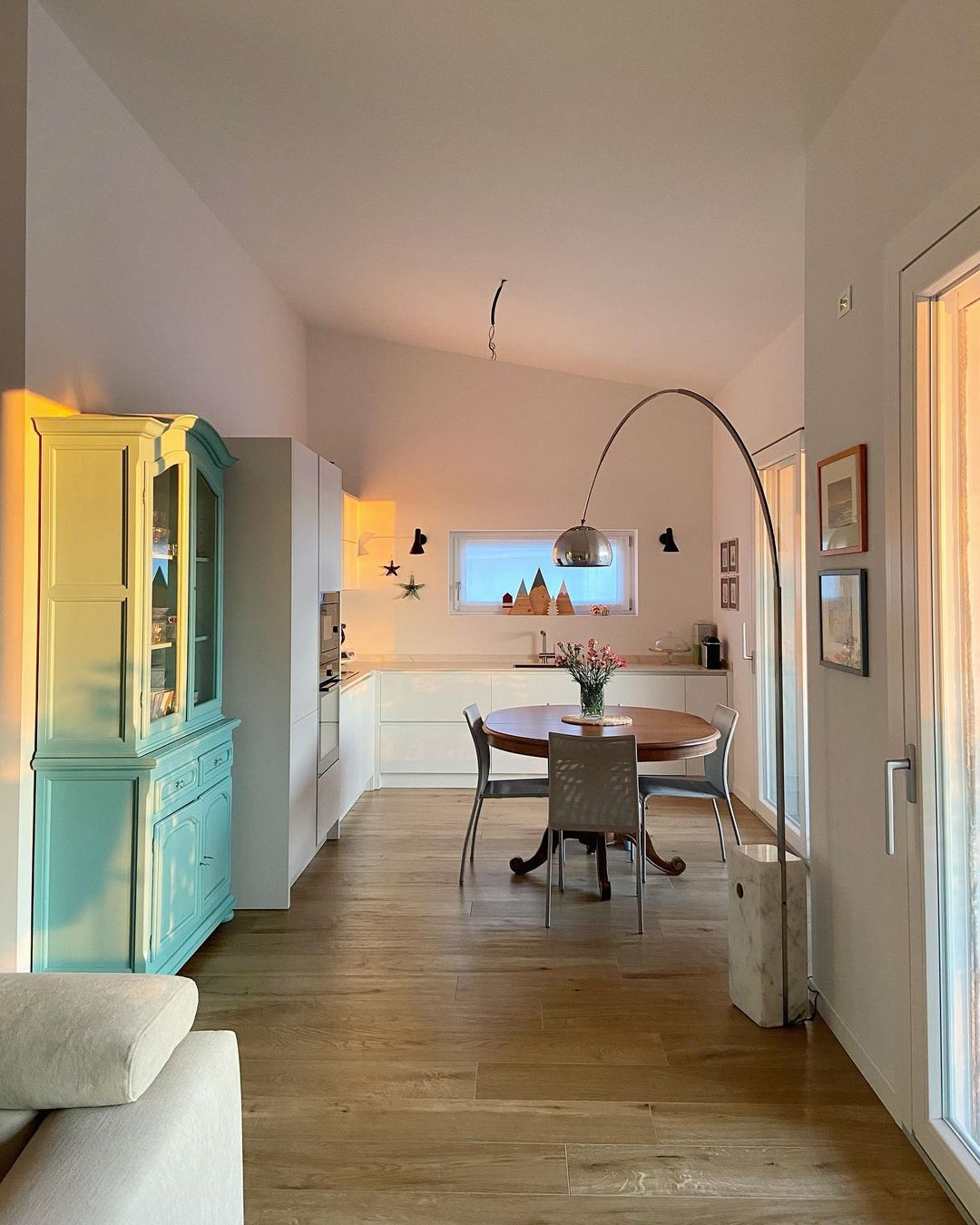 Alevra Steel Marble Floor Lamp - Letslighting