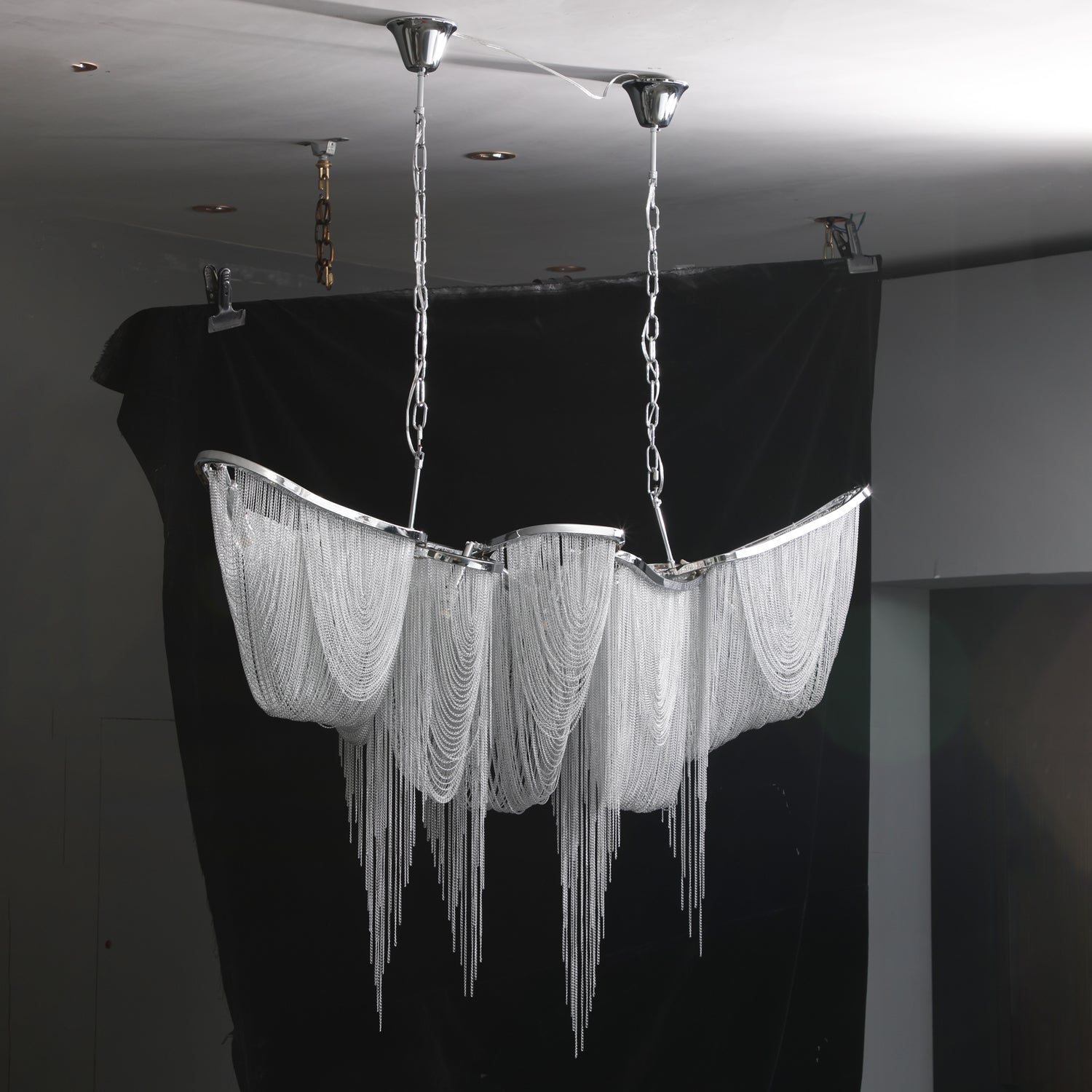 Ark Tassel Chandelier - Blowlighting