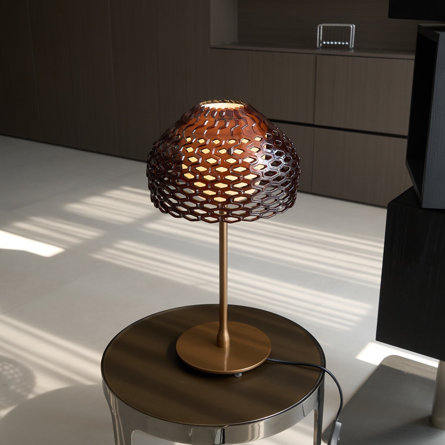 Vintace Plastic Industrial Table Lamp - Letslighting
