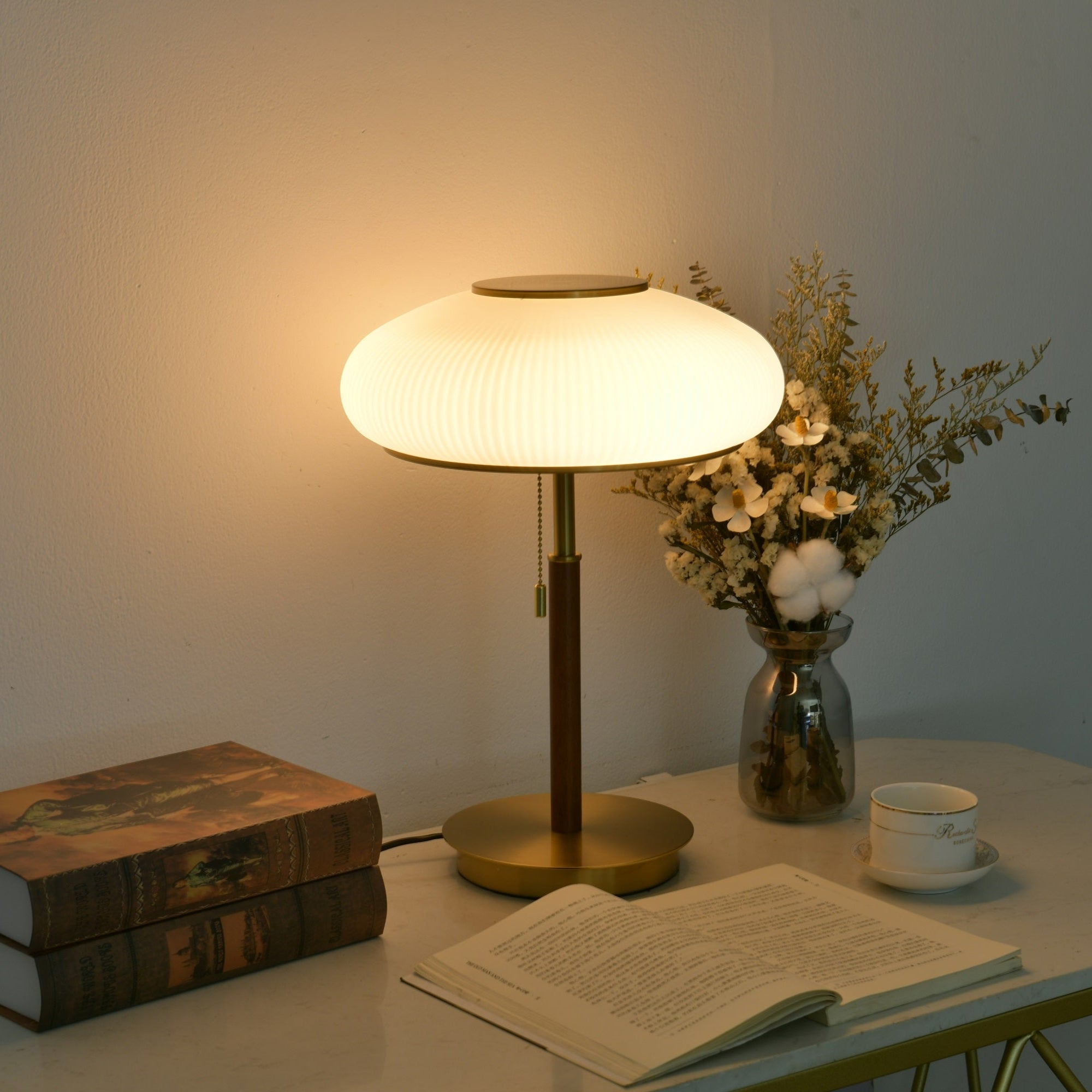 Finley Modern Glass Table Lamp - Letslighting