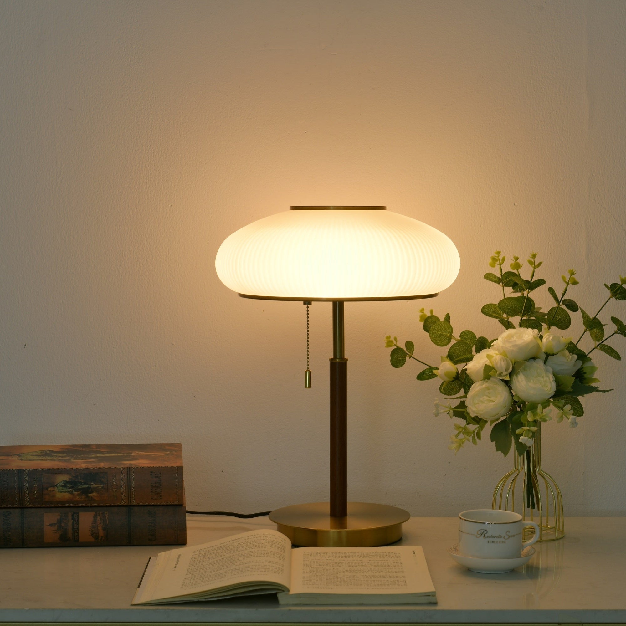 Finley Modern Glass Table Lamp - Letslighting