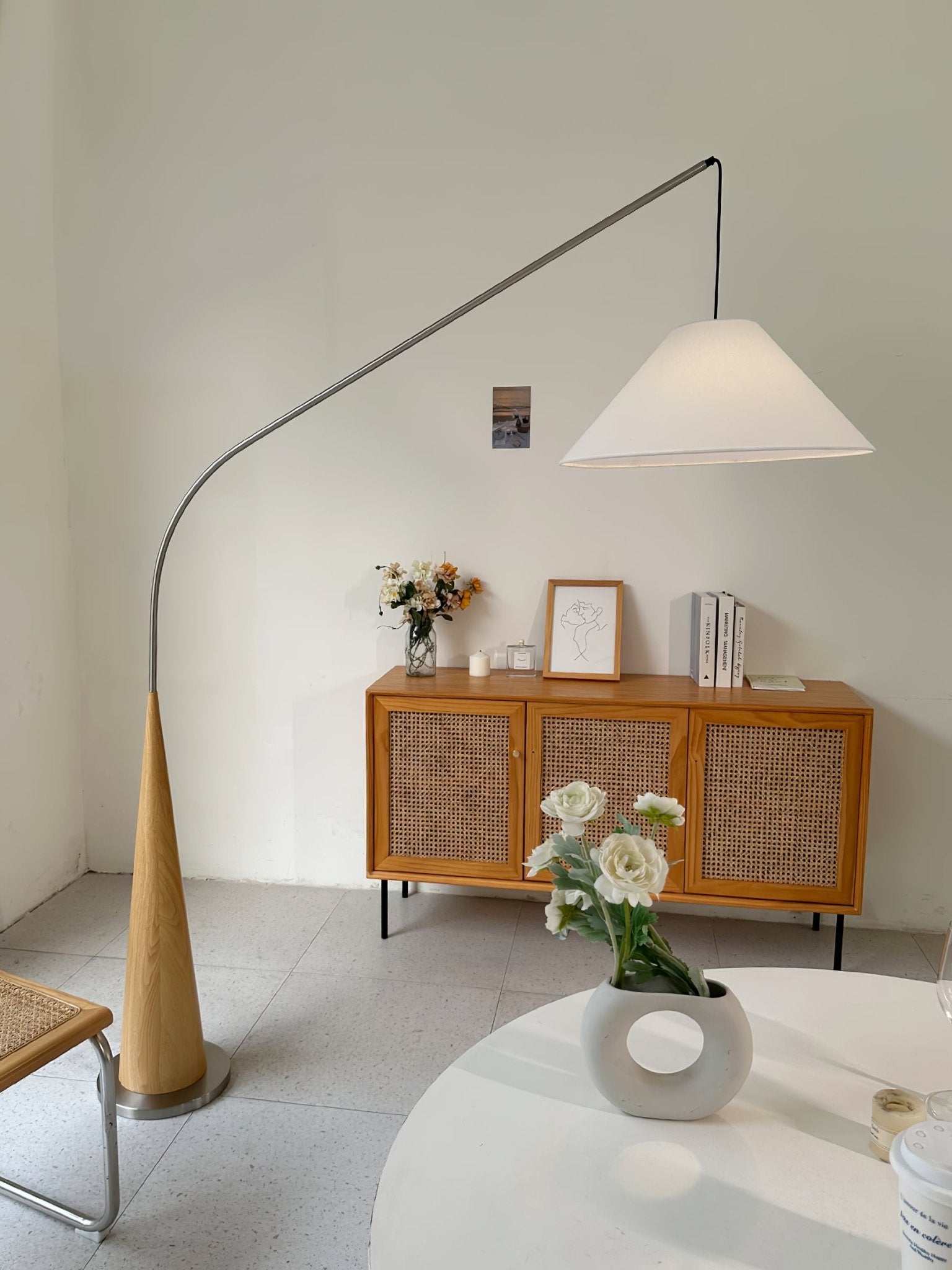 Uriah Minimalist Fabric Floor Lamp - Letslighting