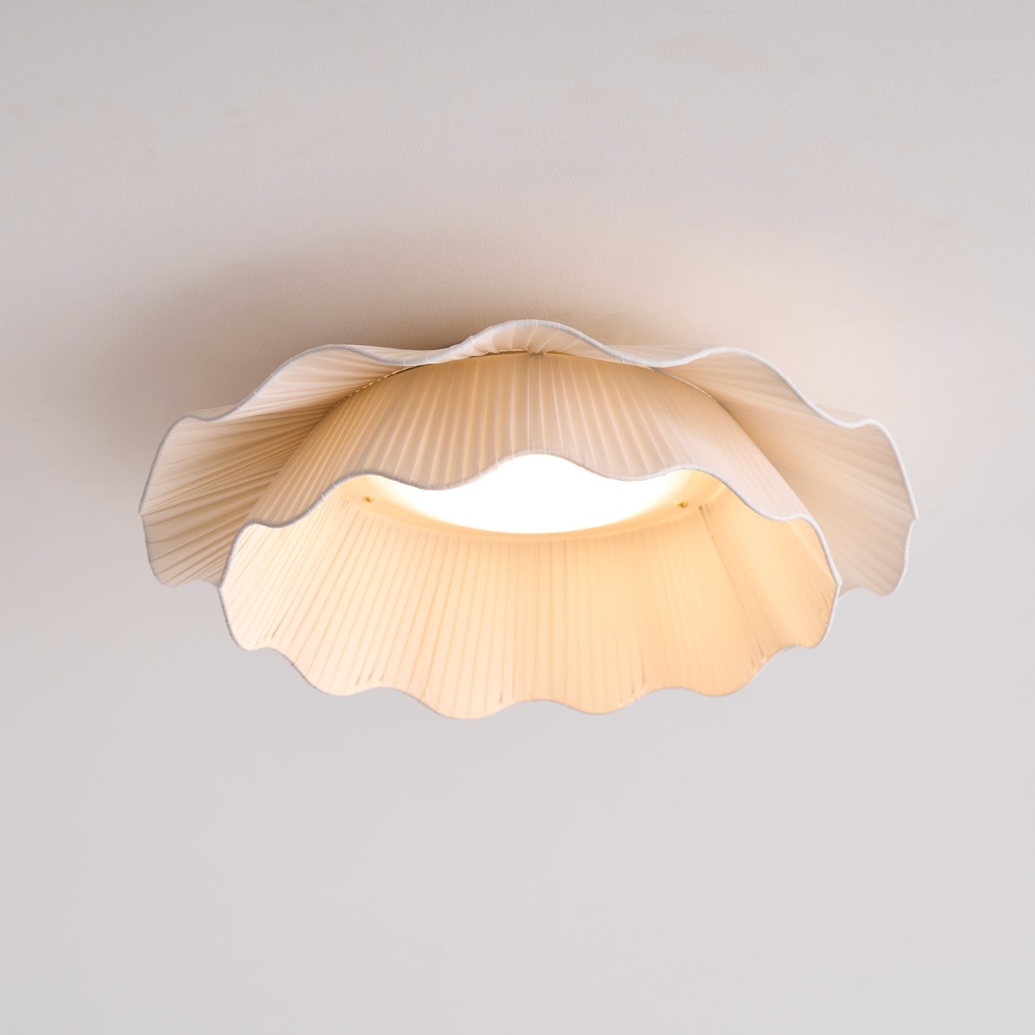 Mylirira Premium Elegance Wave Brass Fabric Ceiling Lamp - Letslighting