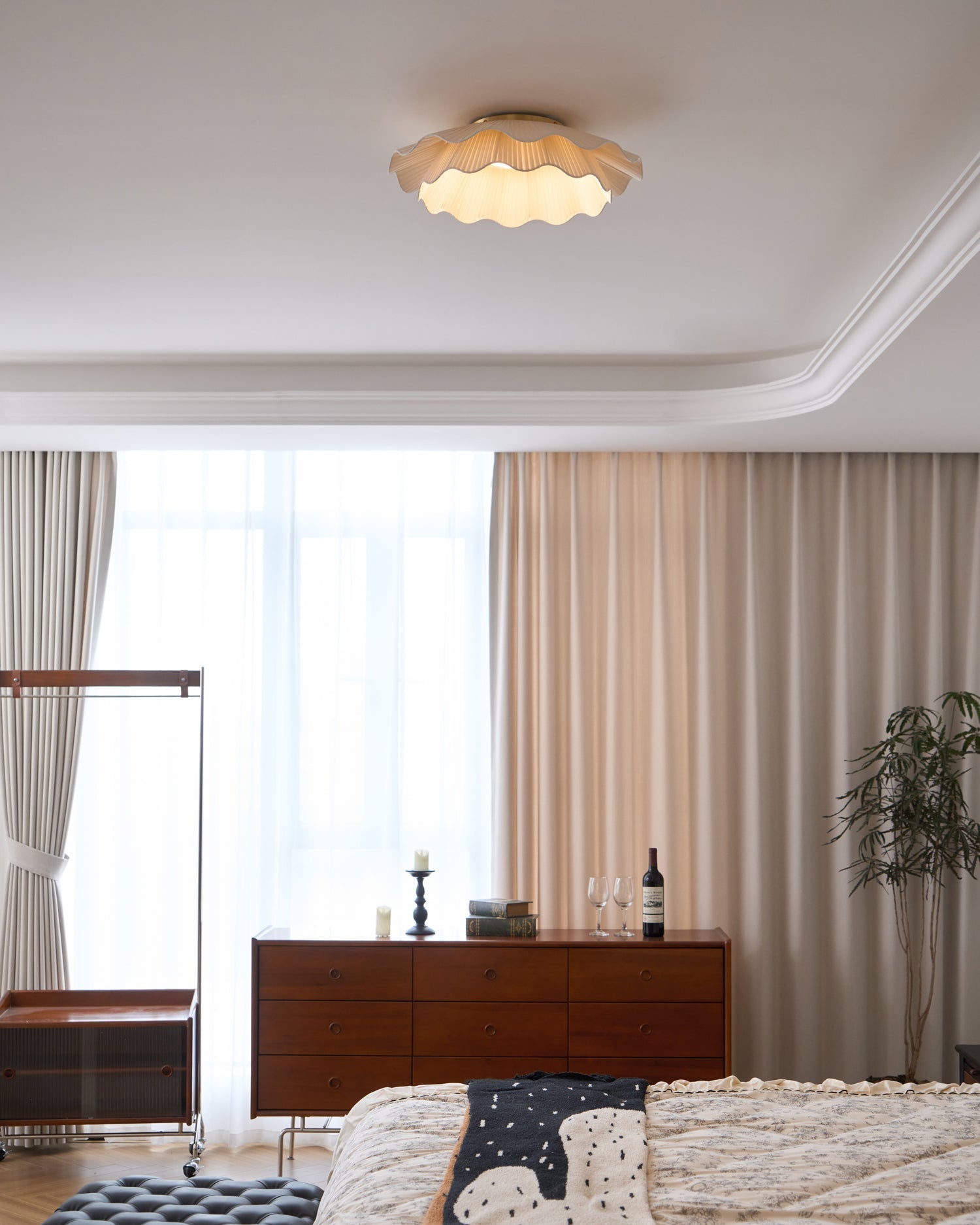 Mylirira Premium Elegance Wave Brass Fabric Ceiling Lamp - Letslighting