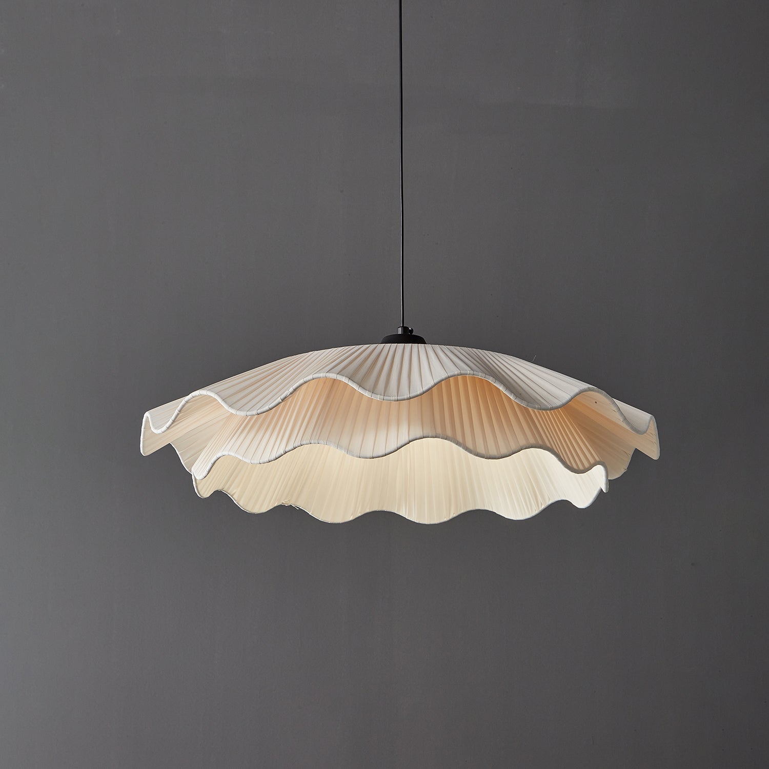 Ellorel Elegance Wave Brass Fabric Pendant Lamp - Letslighting