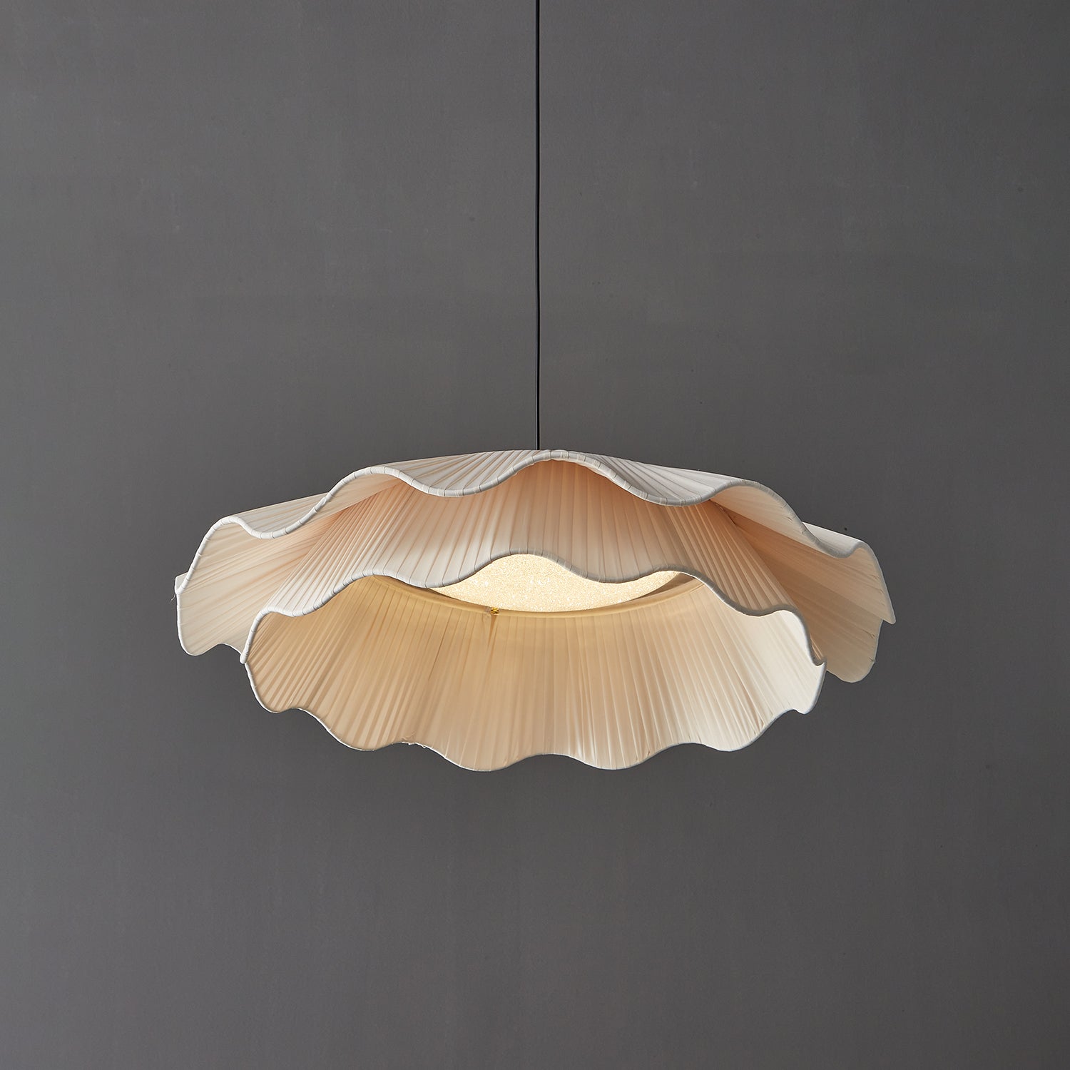 Ellorel Elegance Wave Brass Fabric Pendant Lamp - Letslighting