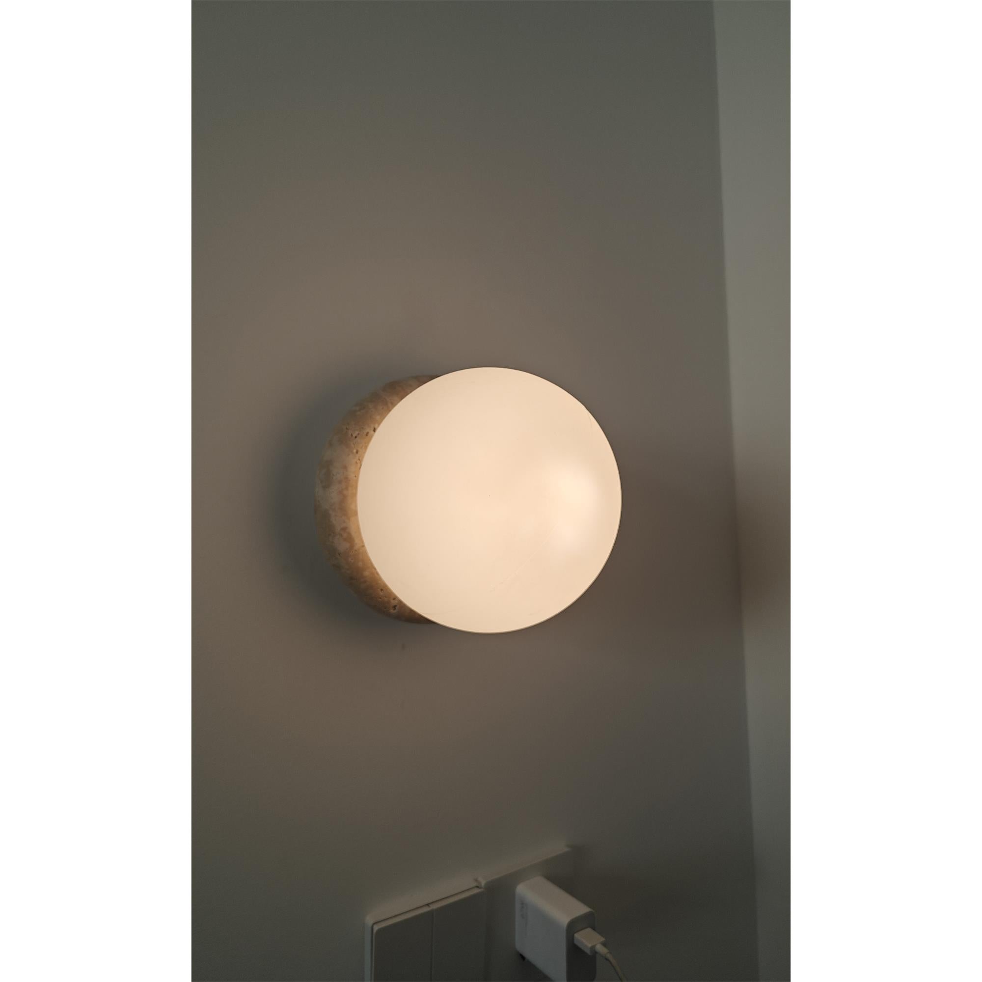 Blikuvys Travertine Glass Wall Lamp - Letslighting