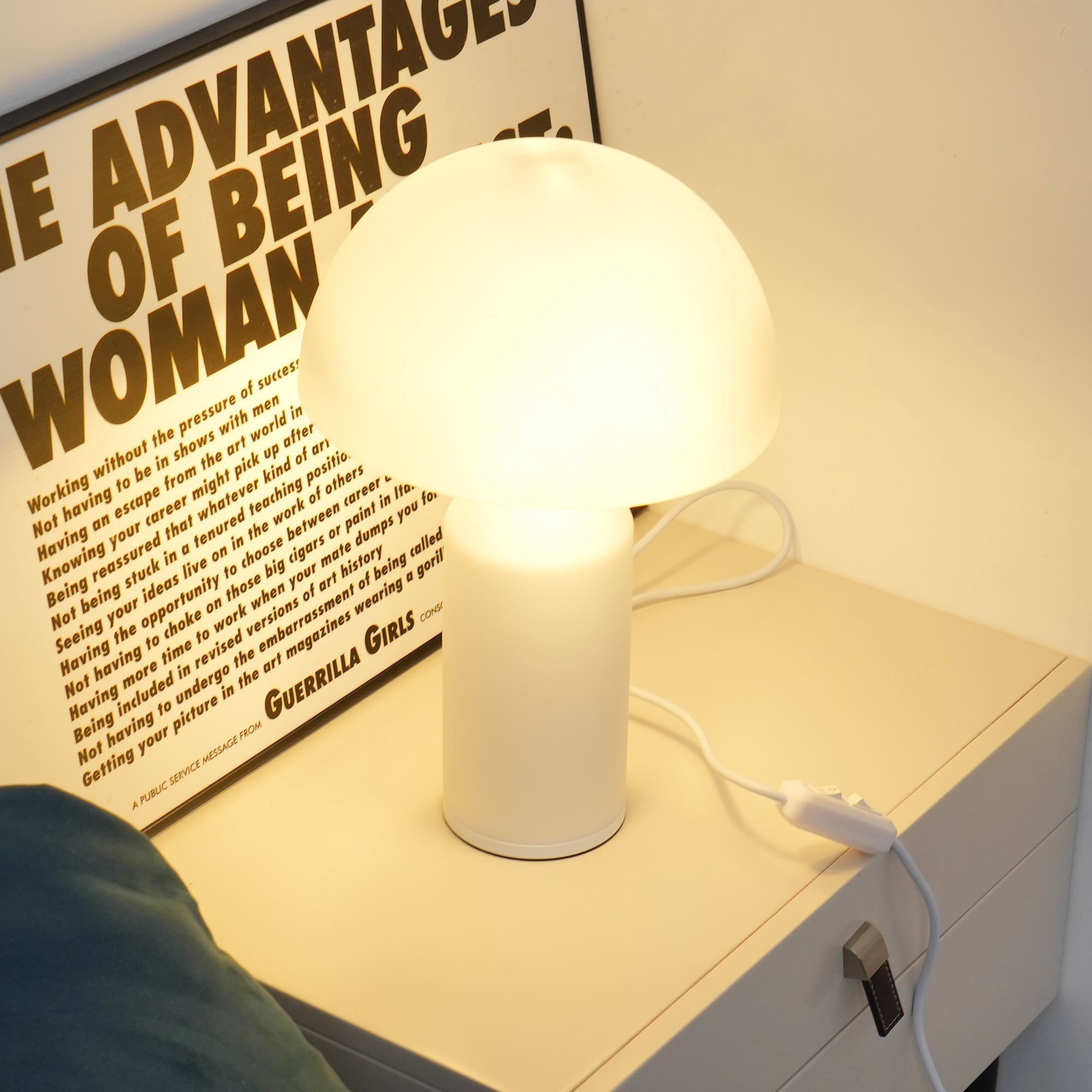 Strato Glass Artistic Table Lamp - Letslighting