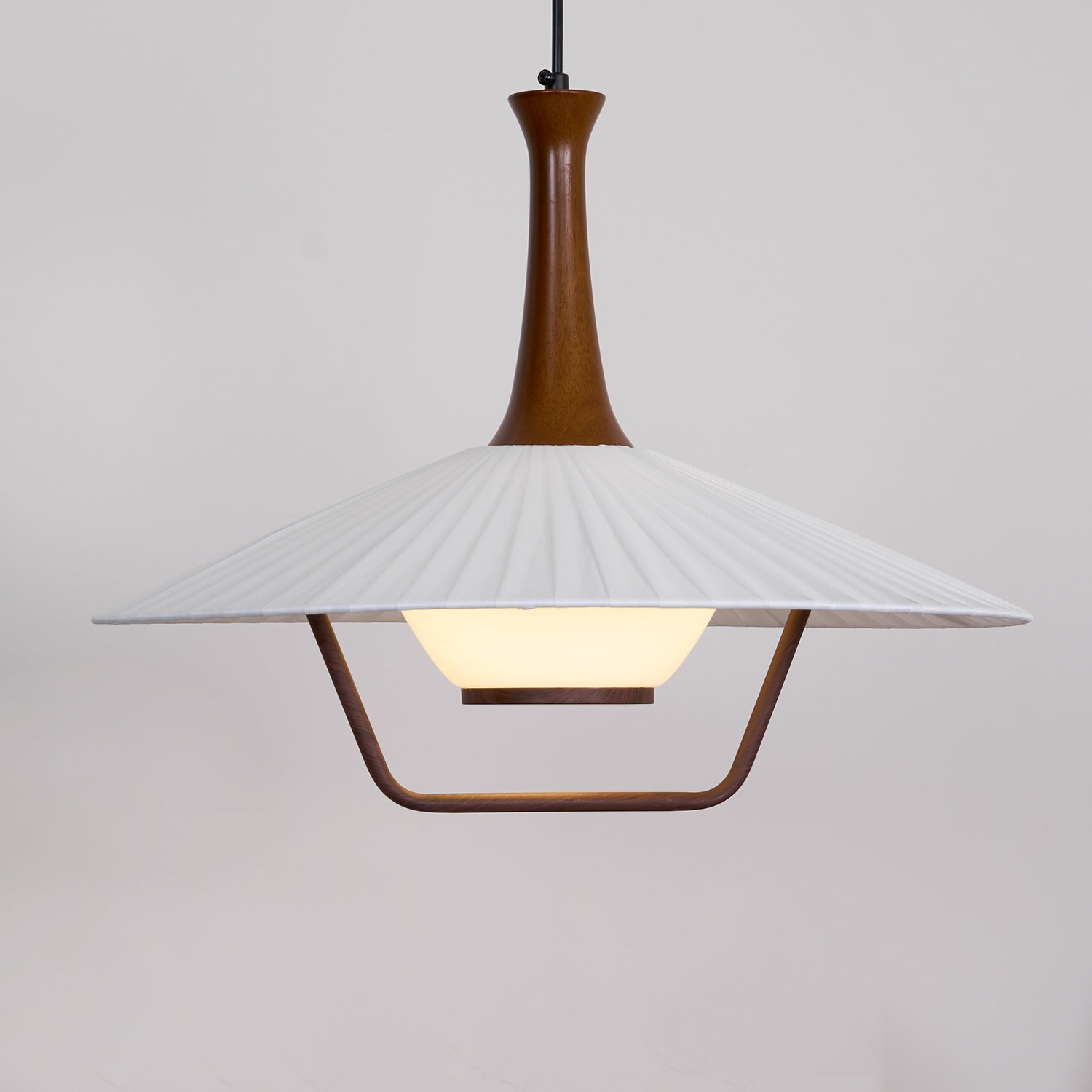 Vionne Mid-Century Wood and White Pendant Lamp - Letslighting