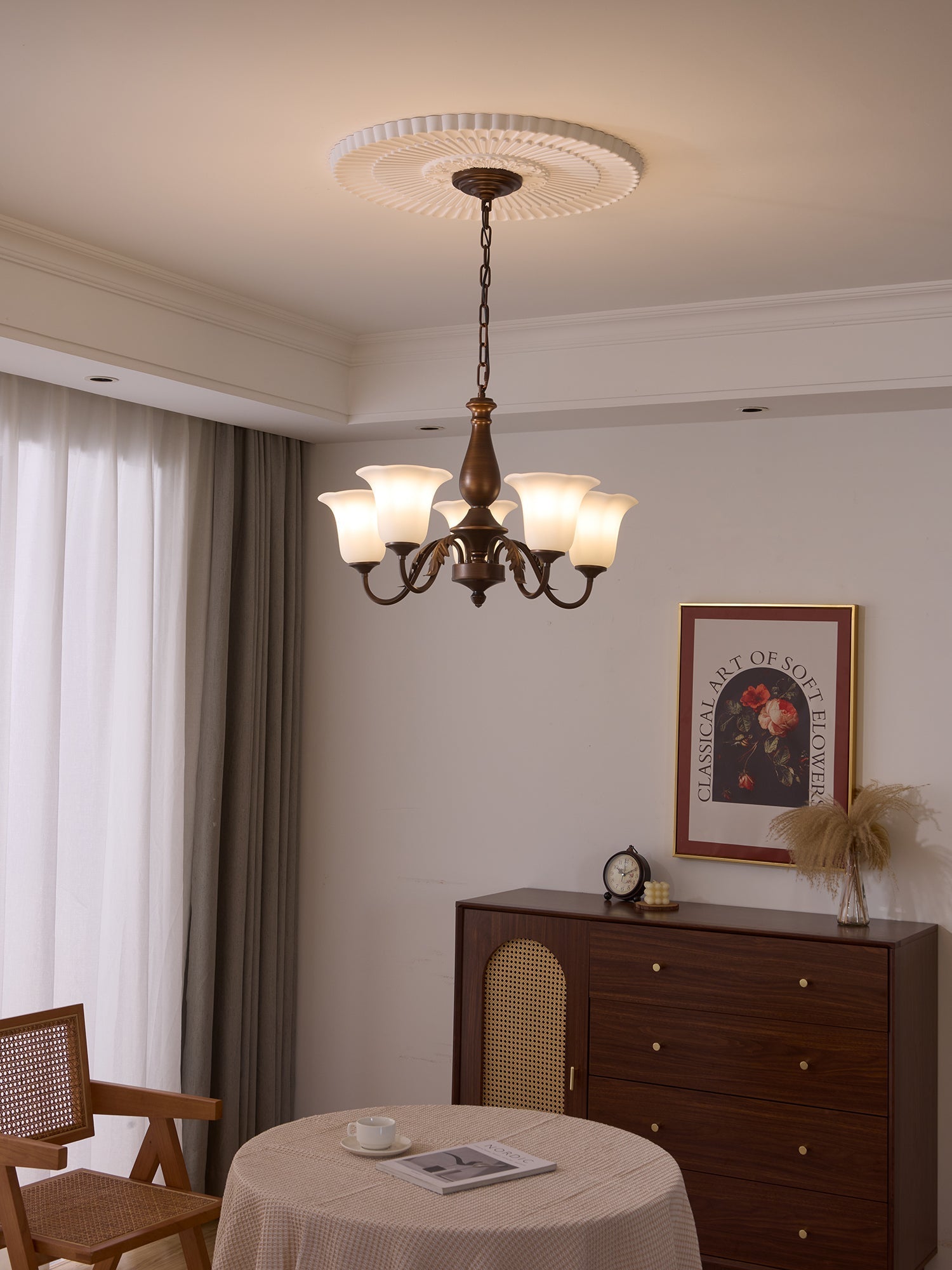 Uveleth Traditional Elegance Glass Chandelier - Letslighting