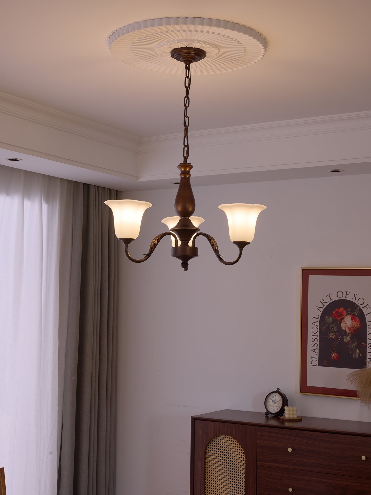 Uveleth Traditional Elegance Glass Chandelier - Letslighting