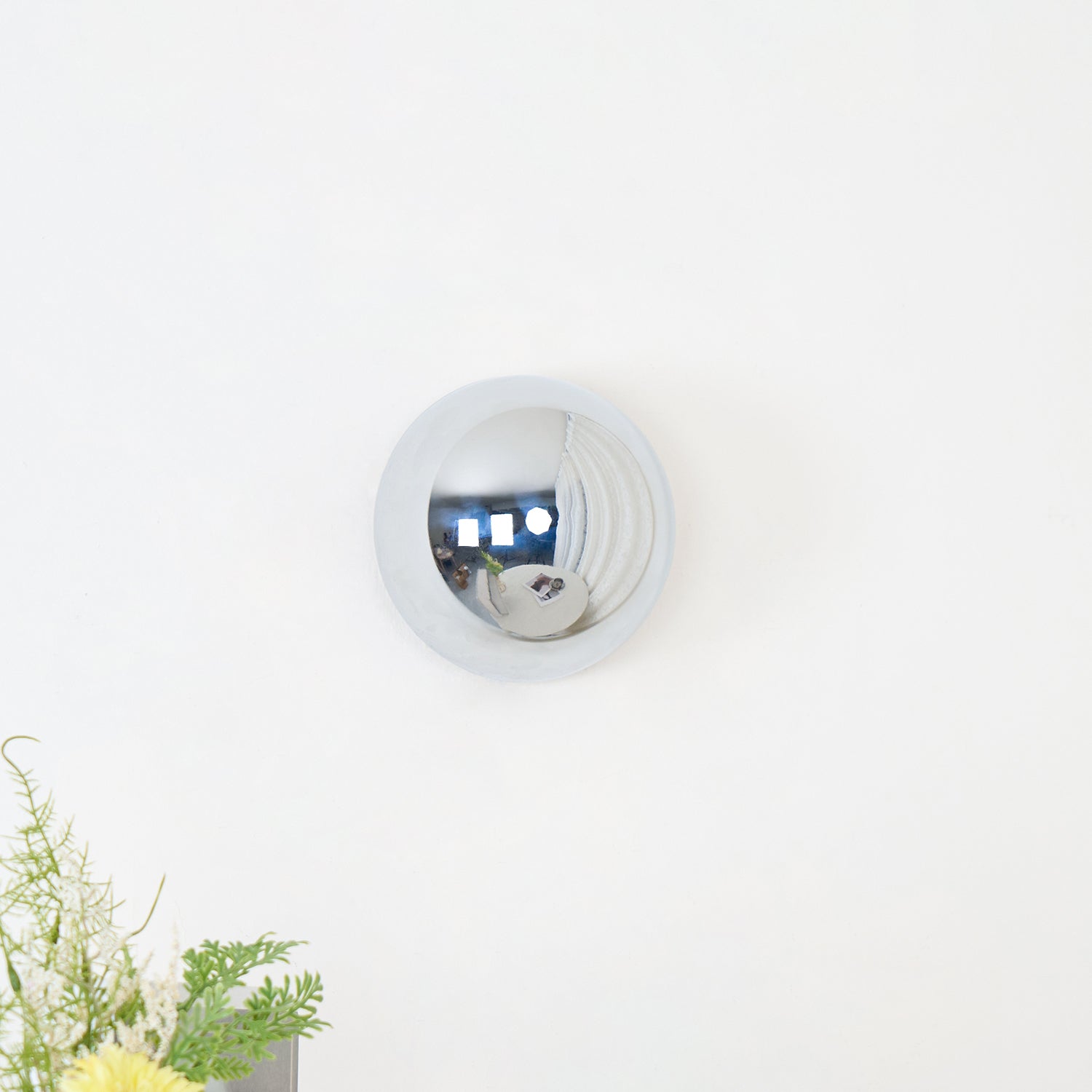 Louisa Modern Minimalist Sphere Sconce Wall Lamp - Letslighting