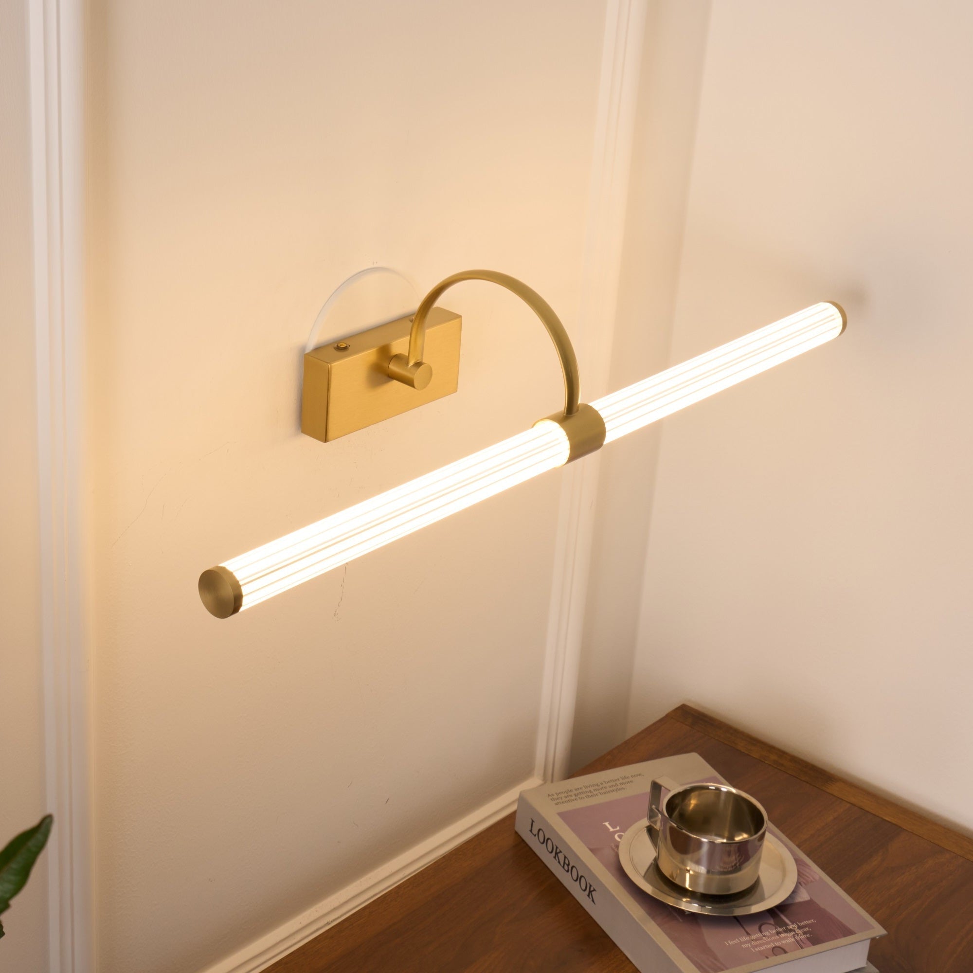 Beryl Modern Minimalist Brass Wall Light - Letslighting