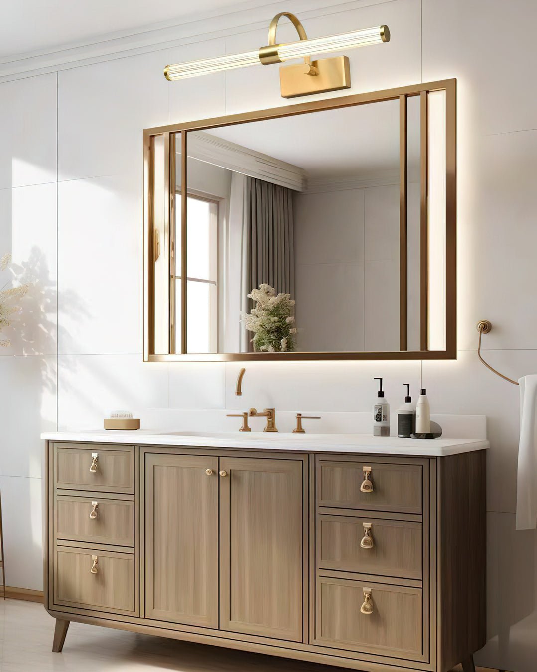 Beryl Modern Minimalist Brass Wall Light - Letslighting