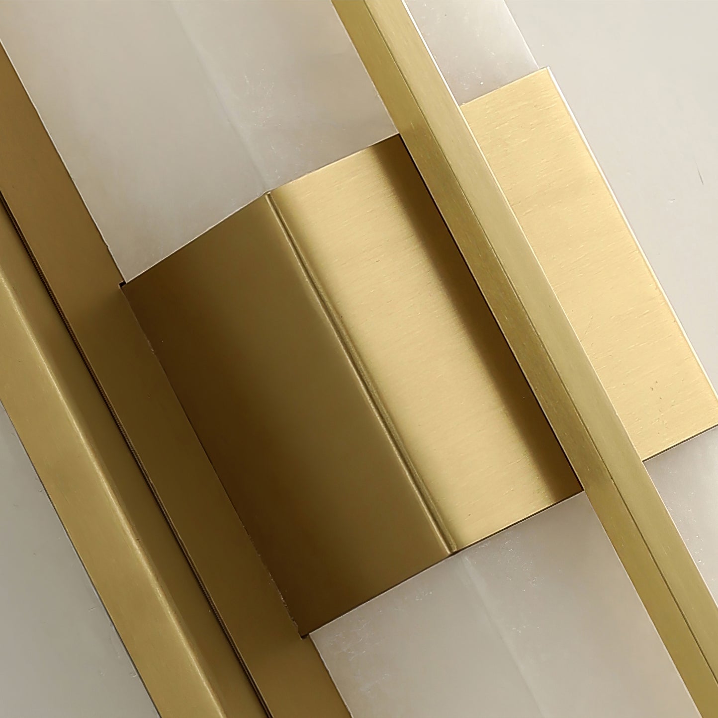 Lylirel Rectangular Alabaster Wall Light