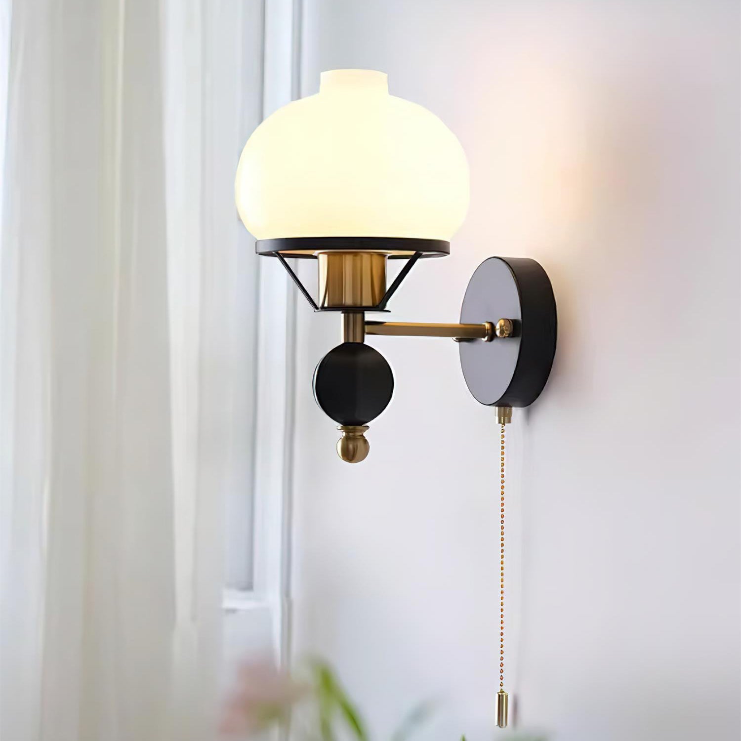 Aurum Balck Wall Light pull-chain switch - Letslighting