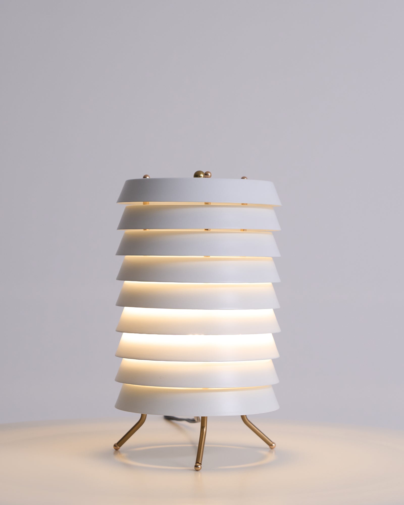 Kora Lattice Scandinavian Table Lamp - Letslighting