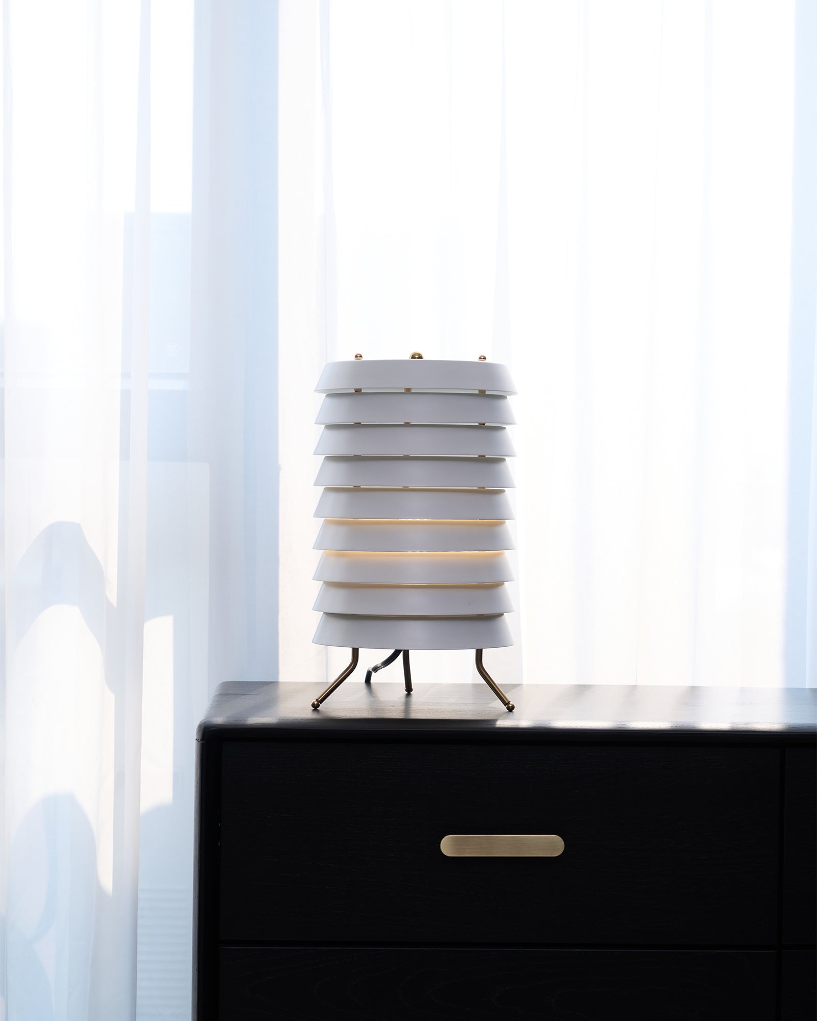 Kora Lattice Scandinavian Table Lamp - Letslighting