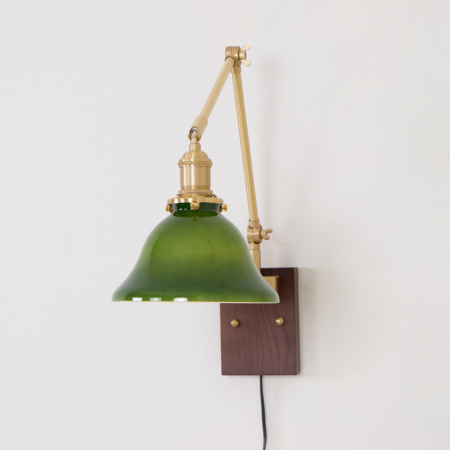Vionde Adjustable Brass and Green Glass Wall Lamp - Letslighting