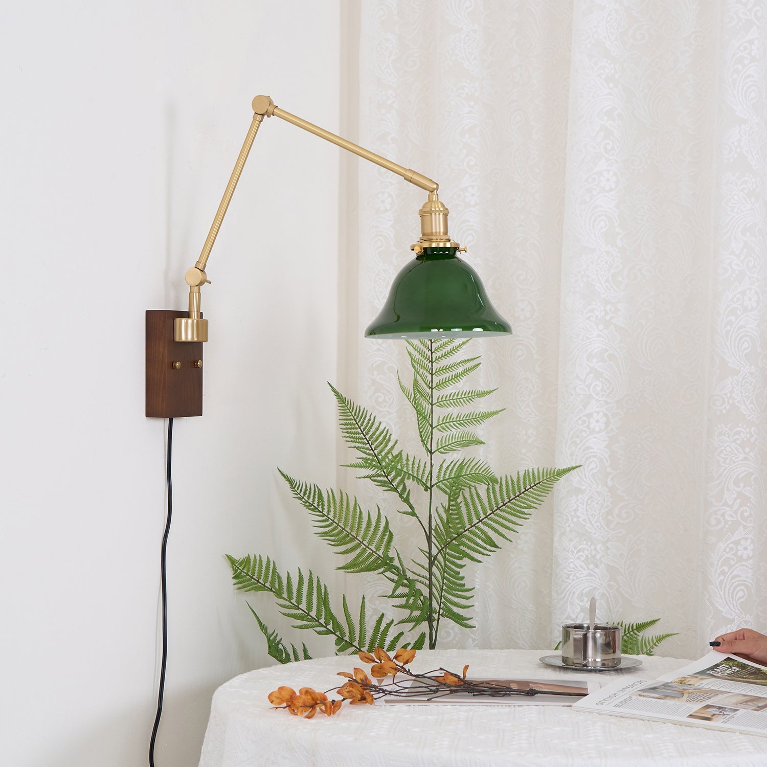 Vionde Adjustable Brass and Green Glass Wall Lamp - Letslighting