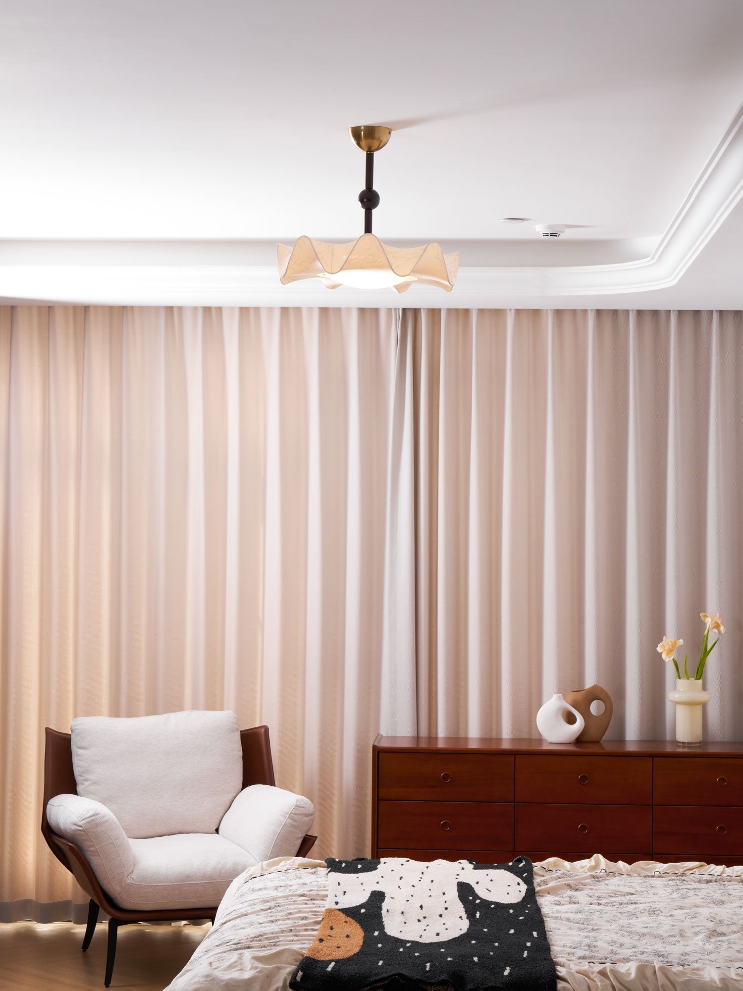 Avlorus Traditional Premium Elegance Wood Fabric Ceiling Light - Letslighting