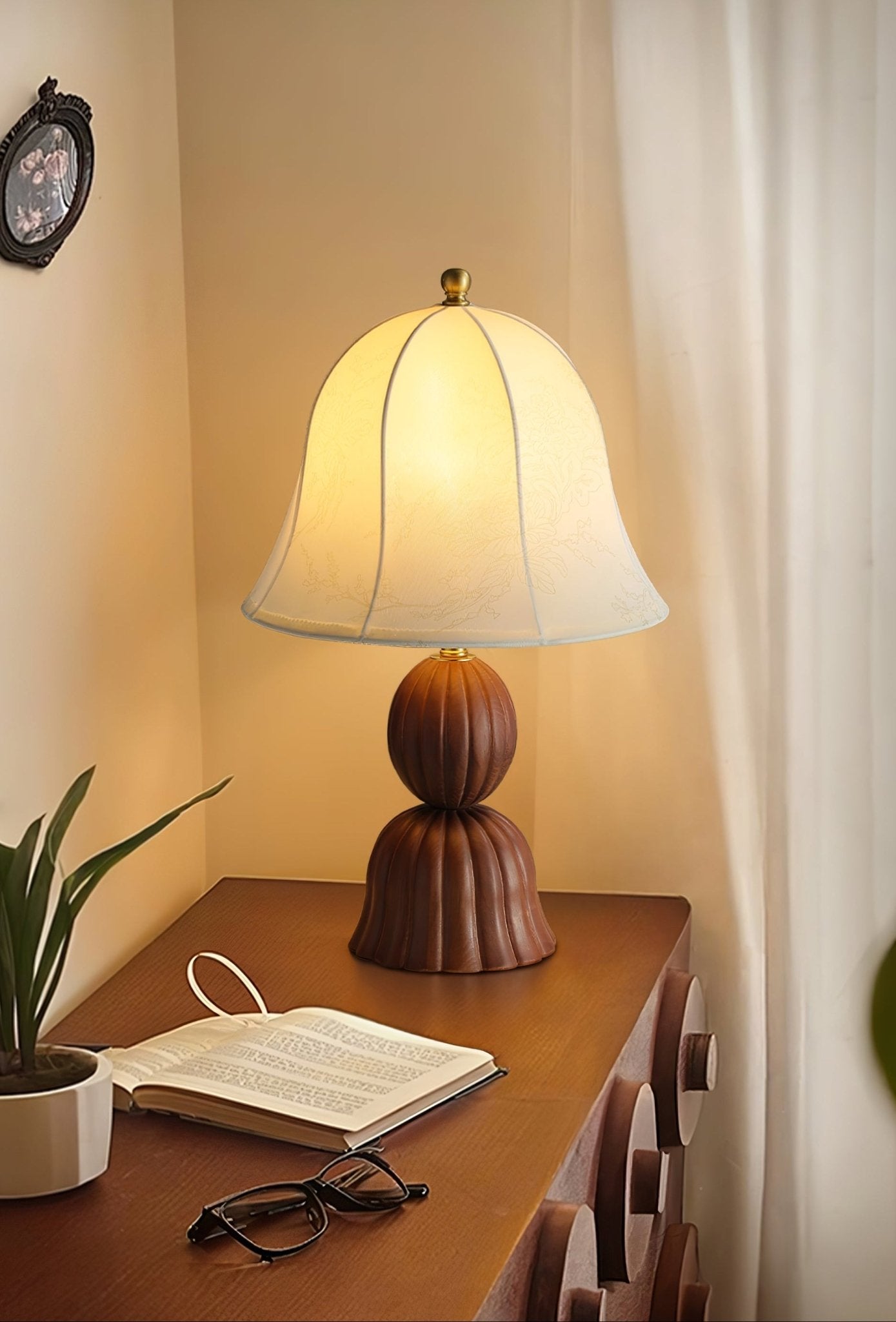 Velanse Fabric Wood Vintage Table Lamp - Letslighting