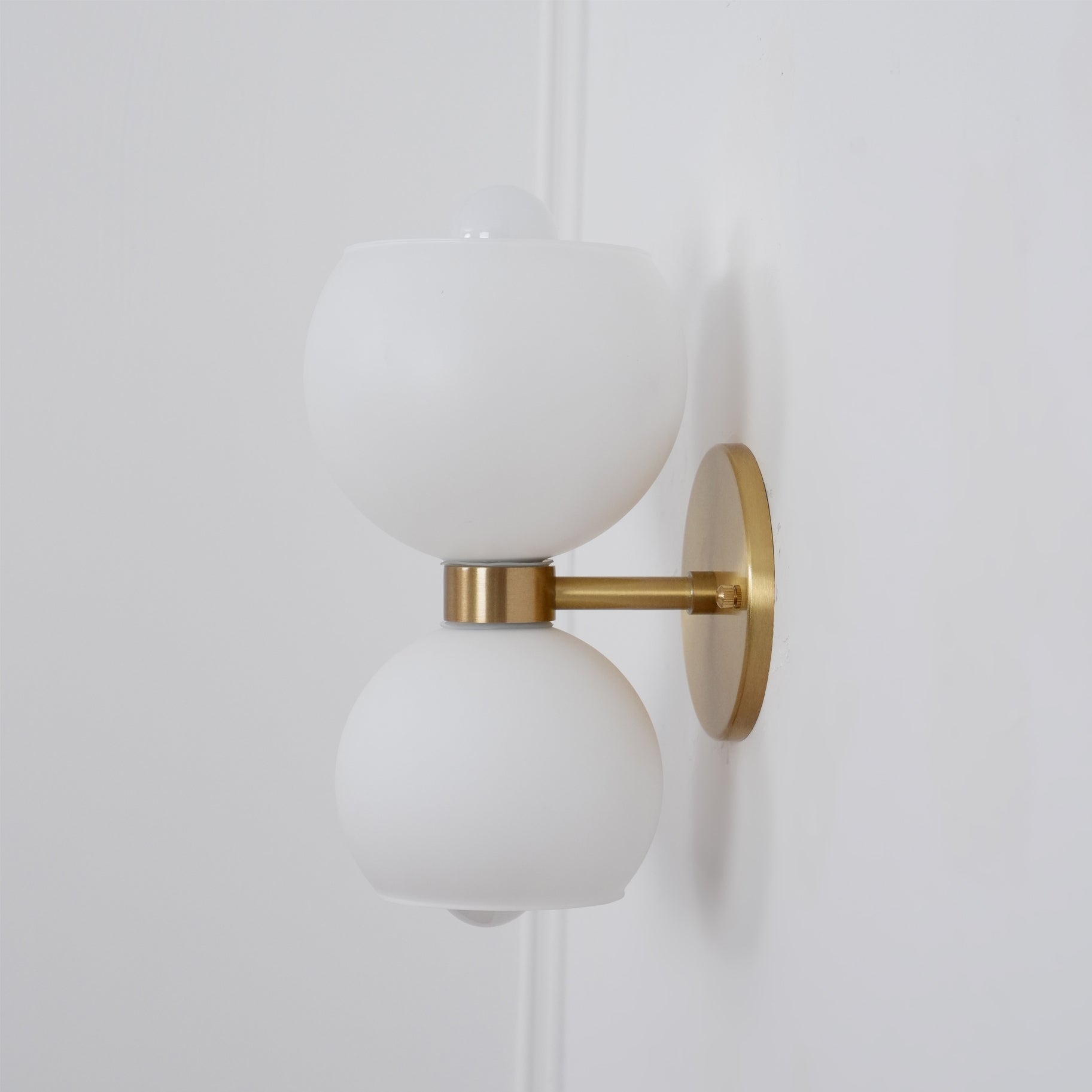 Umarion Round Pearl Glass Sconce Wall lamp - Letslighting