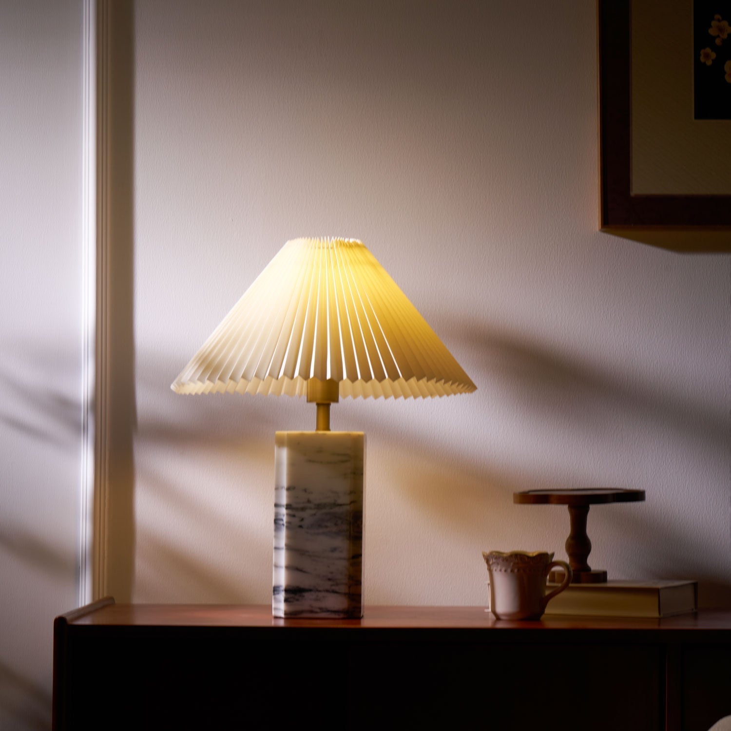 Belle Modern Table Lamp - Letslighting
