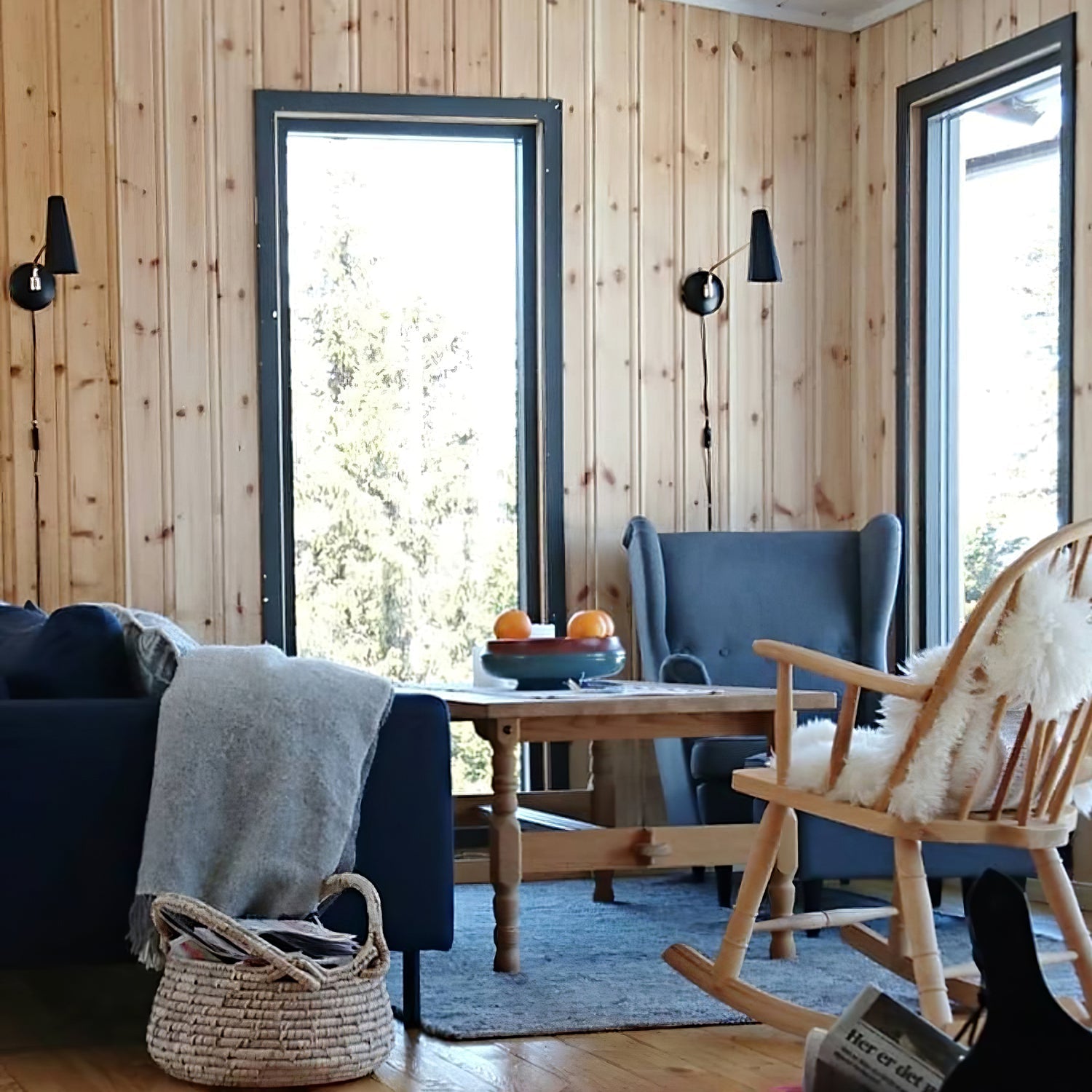 Izoren Elegance Birdy Plug-in Wall Lamp - Letslighting