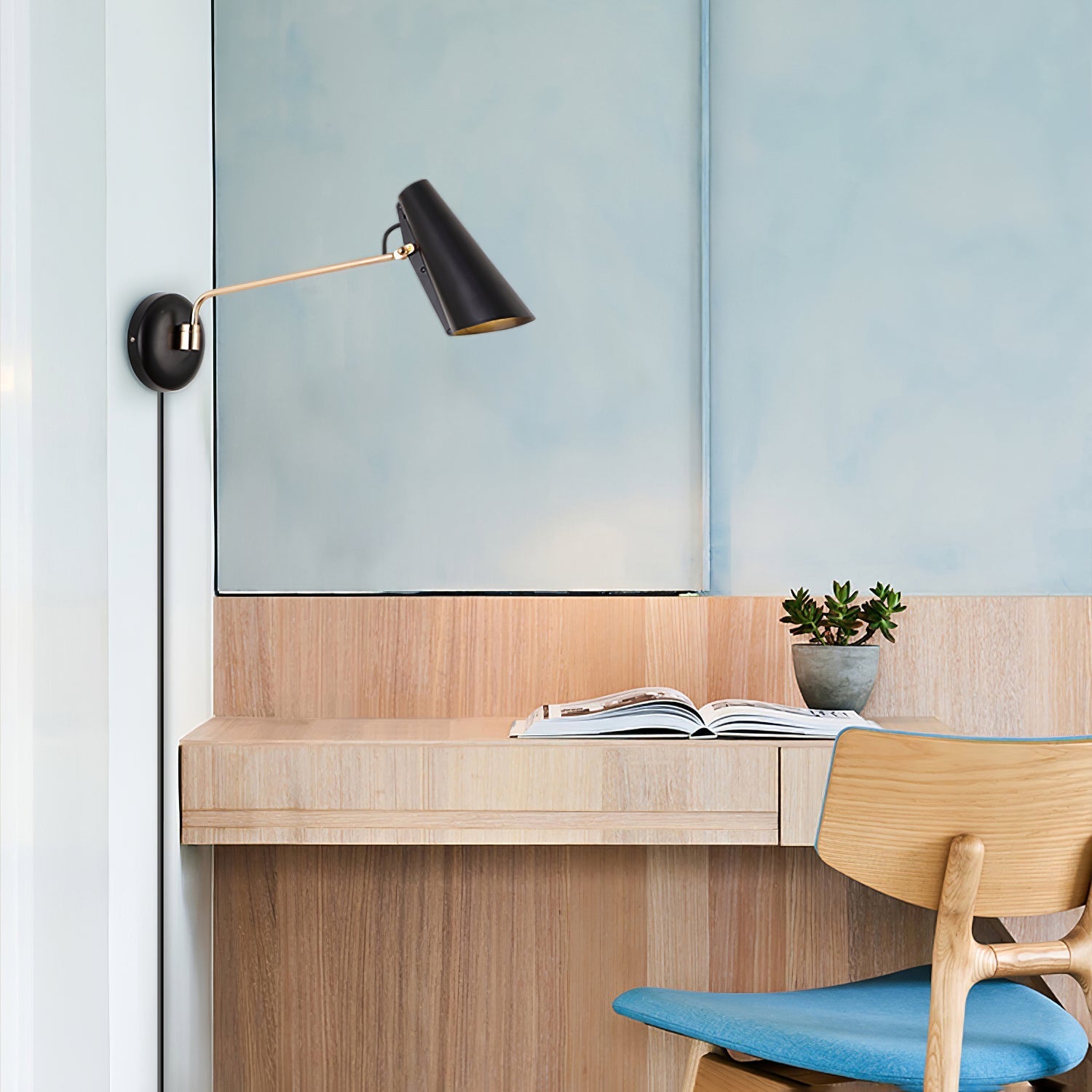 Izoren Elegance Birdy Plug-in Wall Lamp - Letslighting