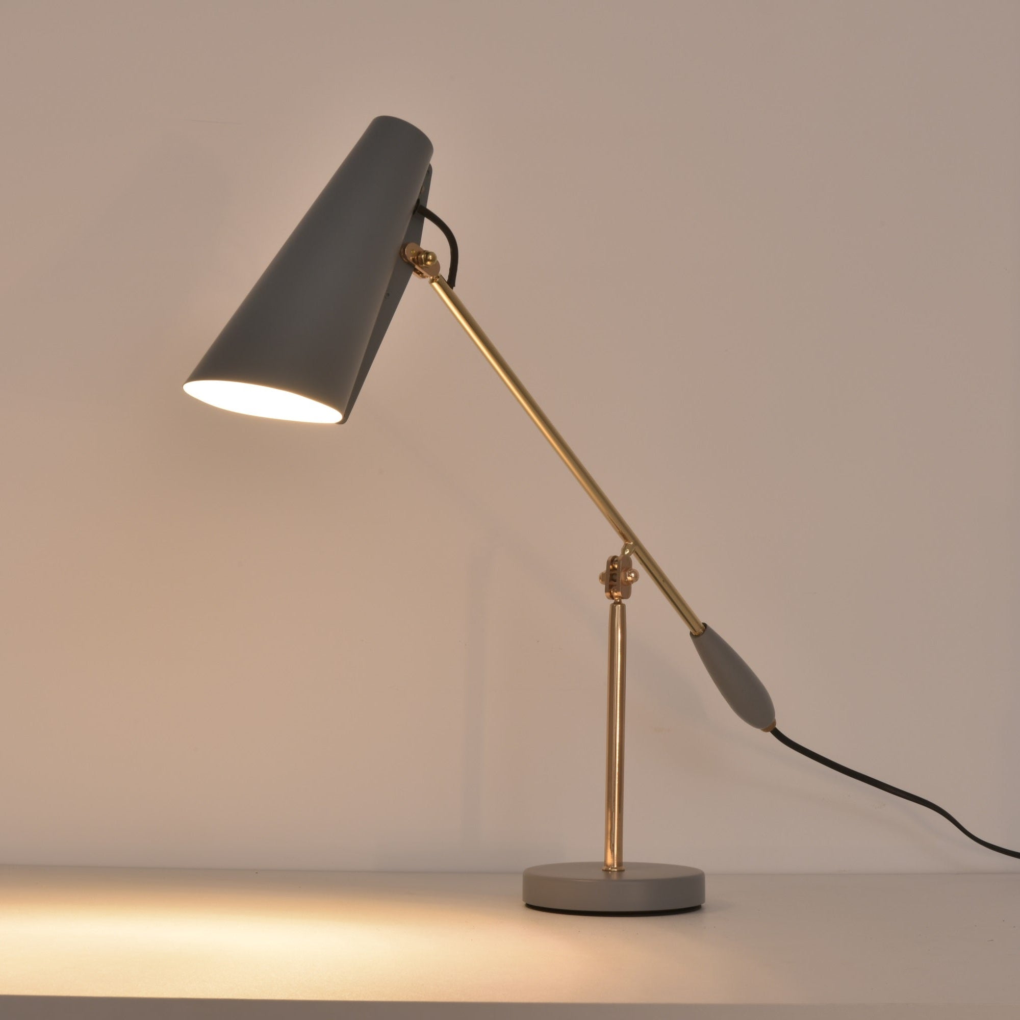 Orbix Steel Mid-Century Table Lamp - Letslighting