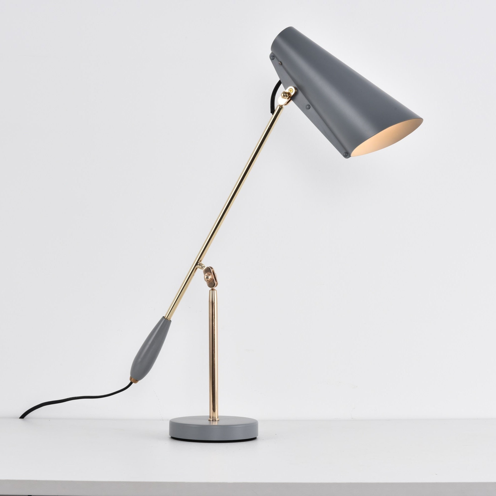 Orbix Steel Mid-Century Table Lamp - Letslighting