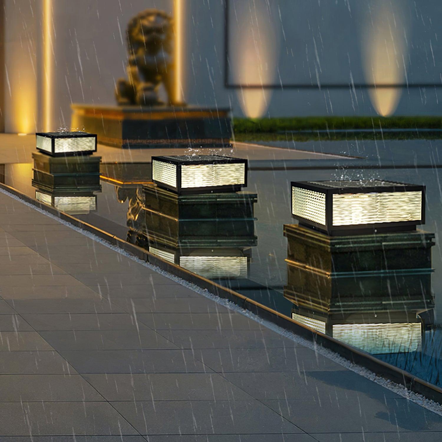 Alsorarae Traditional Natural Glass Outdoor Light - Letslighting