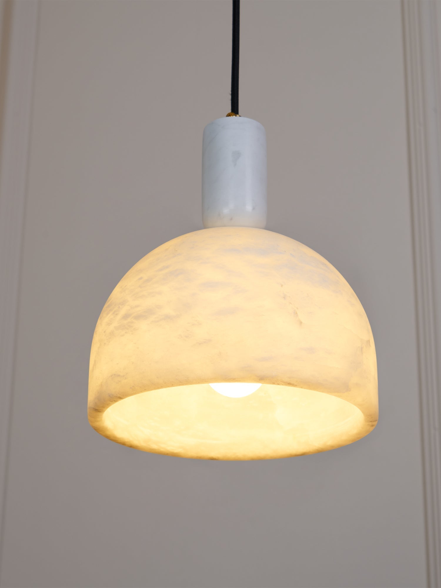 Ulcaris Modern Minimalist Alabaster Pendnat Light - Letslighting