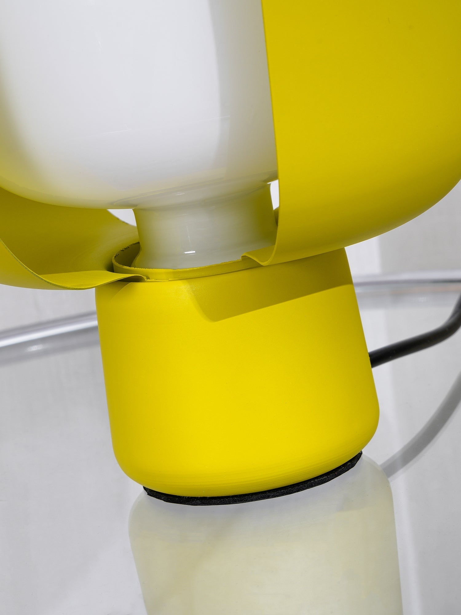 Zuri Plastic Minimalist Table Lamp - Letslighting