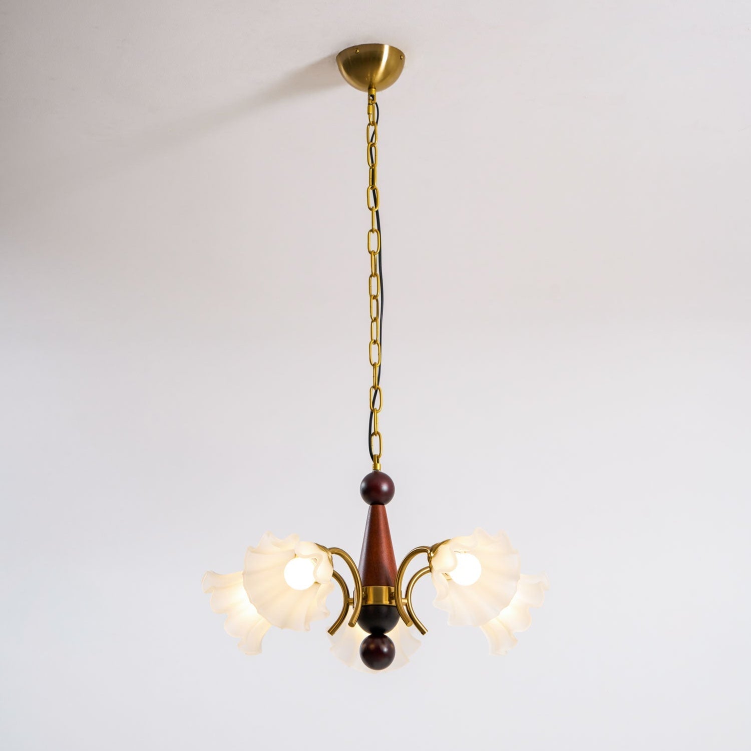 Ilvinan Traditional Elegance Wood Glass Chandelier - Letslighting