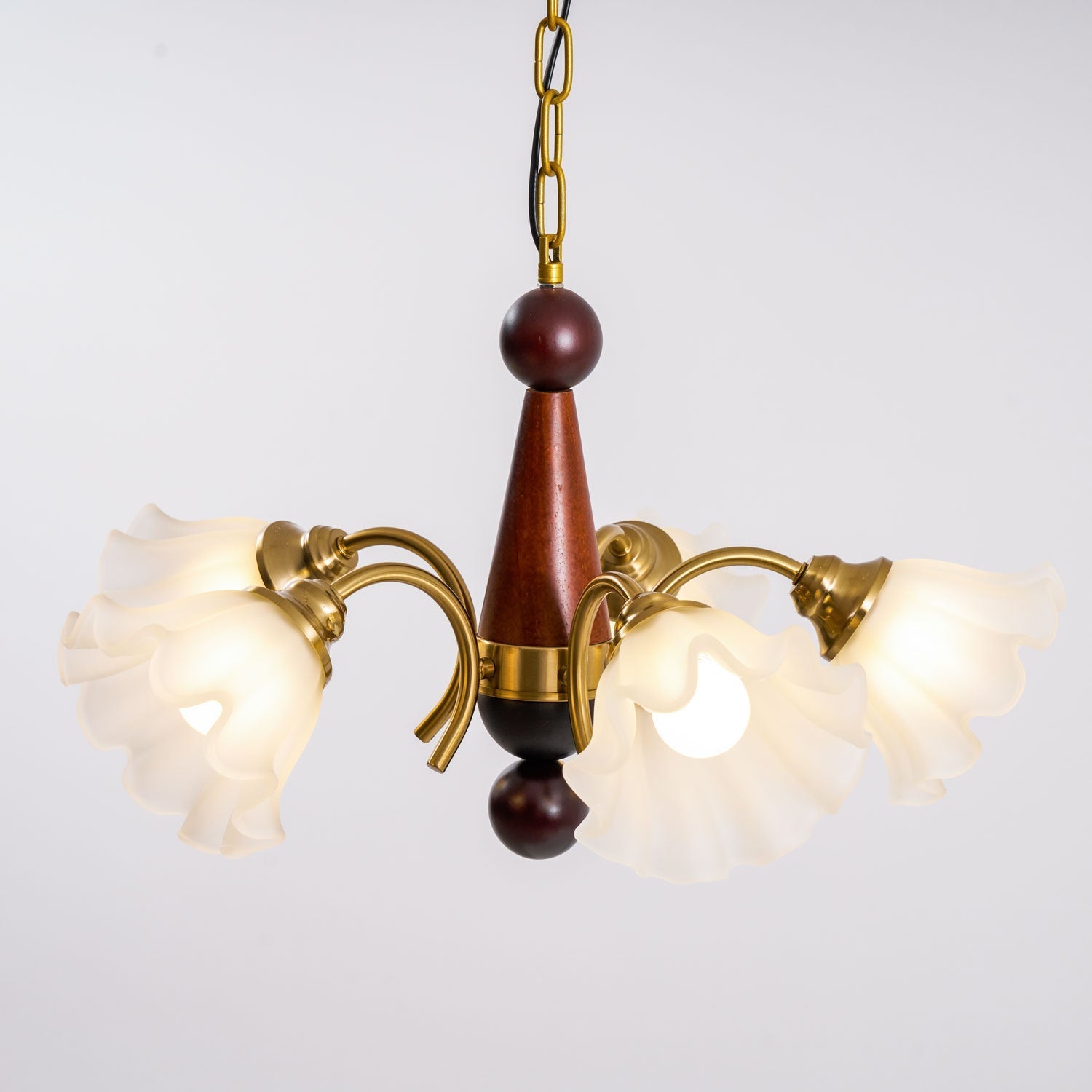 Ilvinan Traditional Elegance Wood Glass Chandelier - Letslighting