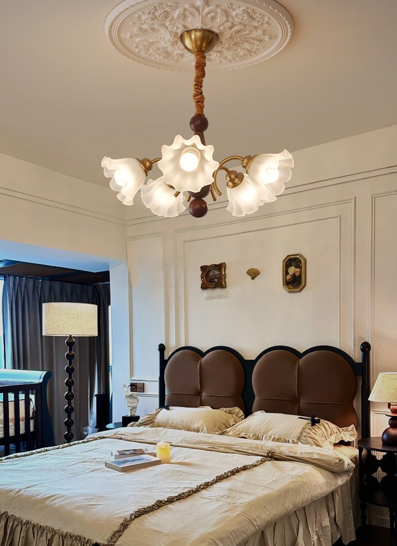 Ilvinan Traditional Elegance Wood Glass Chandelier - Letslighting