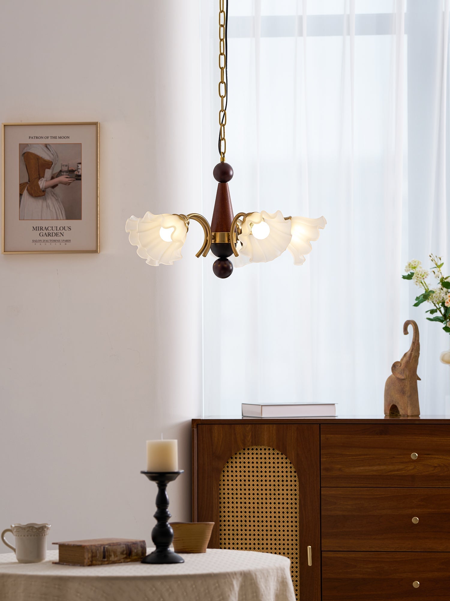 Ilvinan Traditional Elegance Wood Glass Chandelier - Letslighting