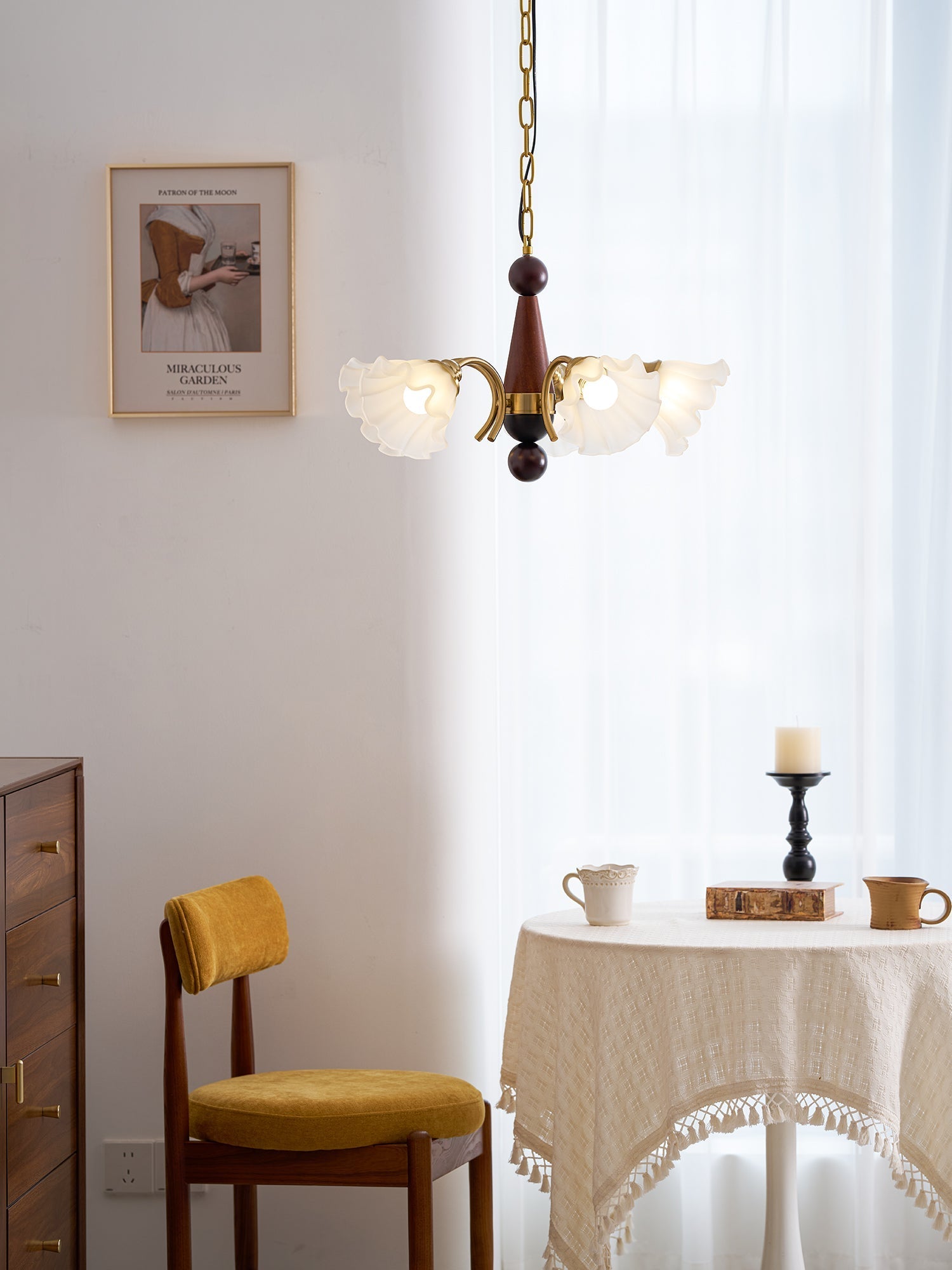 Ilvinan Traditional Elegance Wood Glass Chandelier - Letslighting