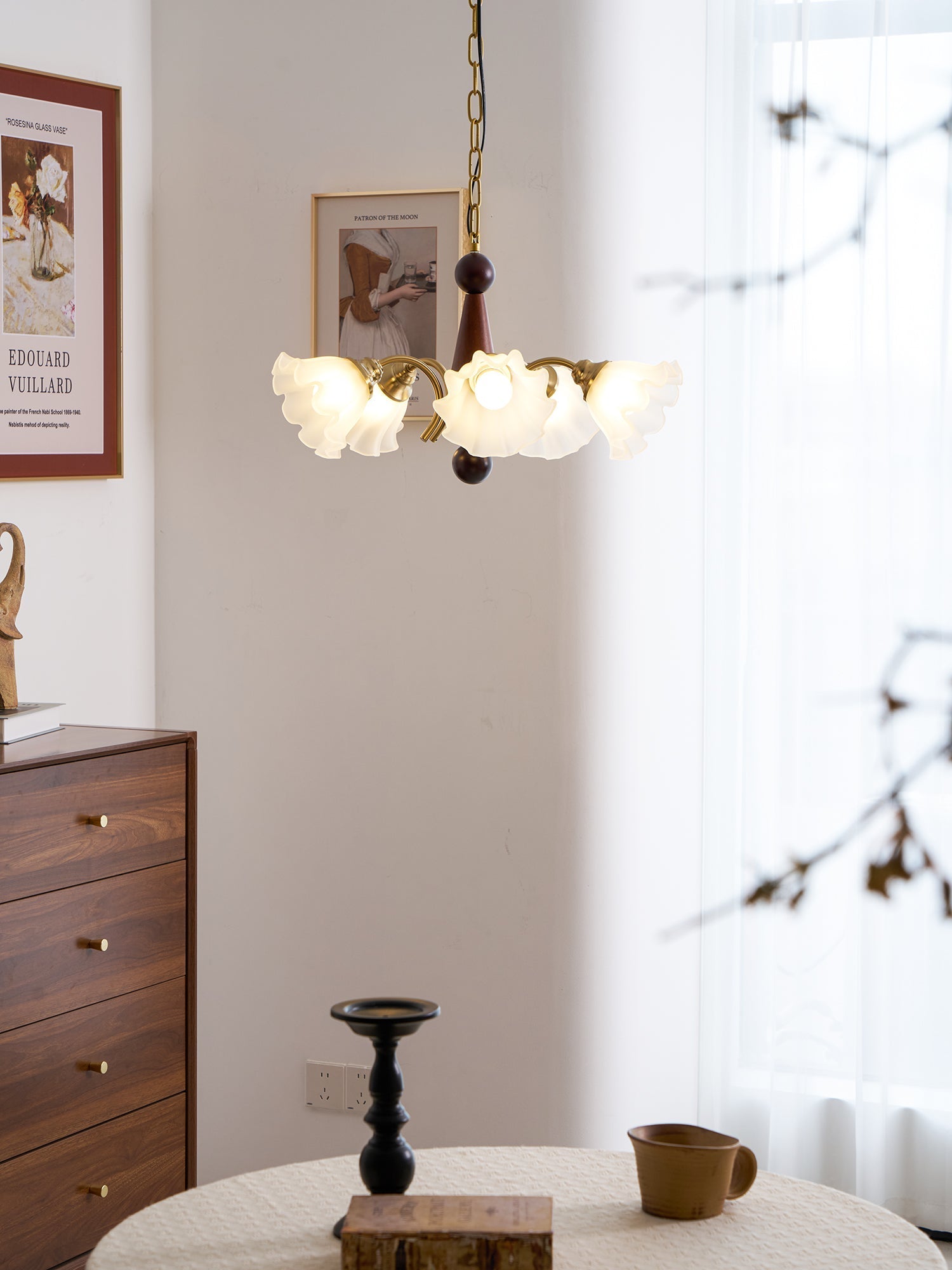 Ilvinan Traditional Elegance Wood Glass Chandelier - Letslighting